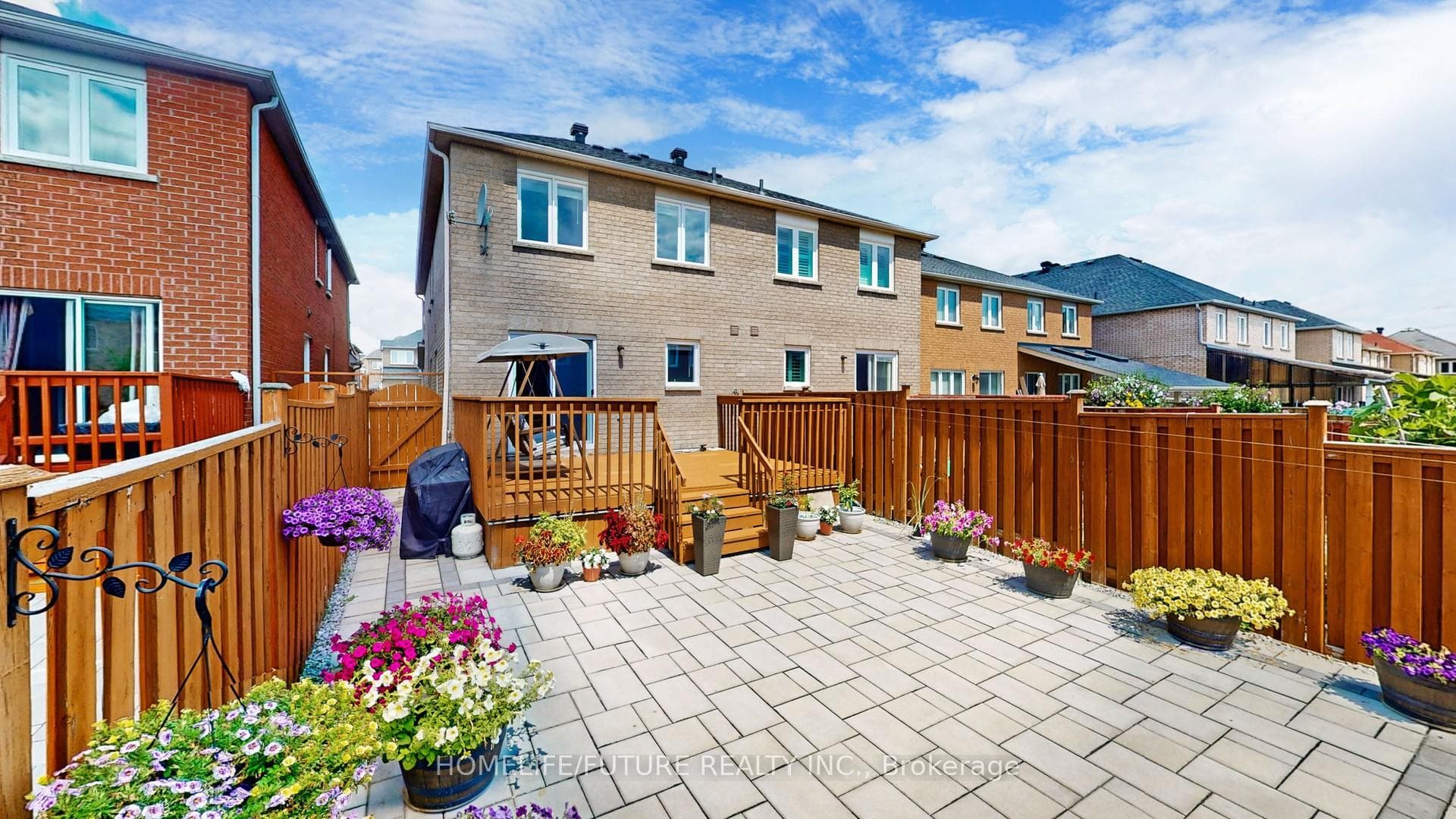 124 Tara Crescent photo 39