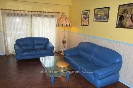 45 Ashglen Way photo 2