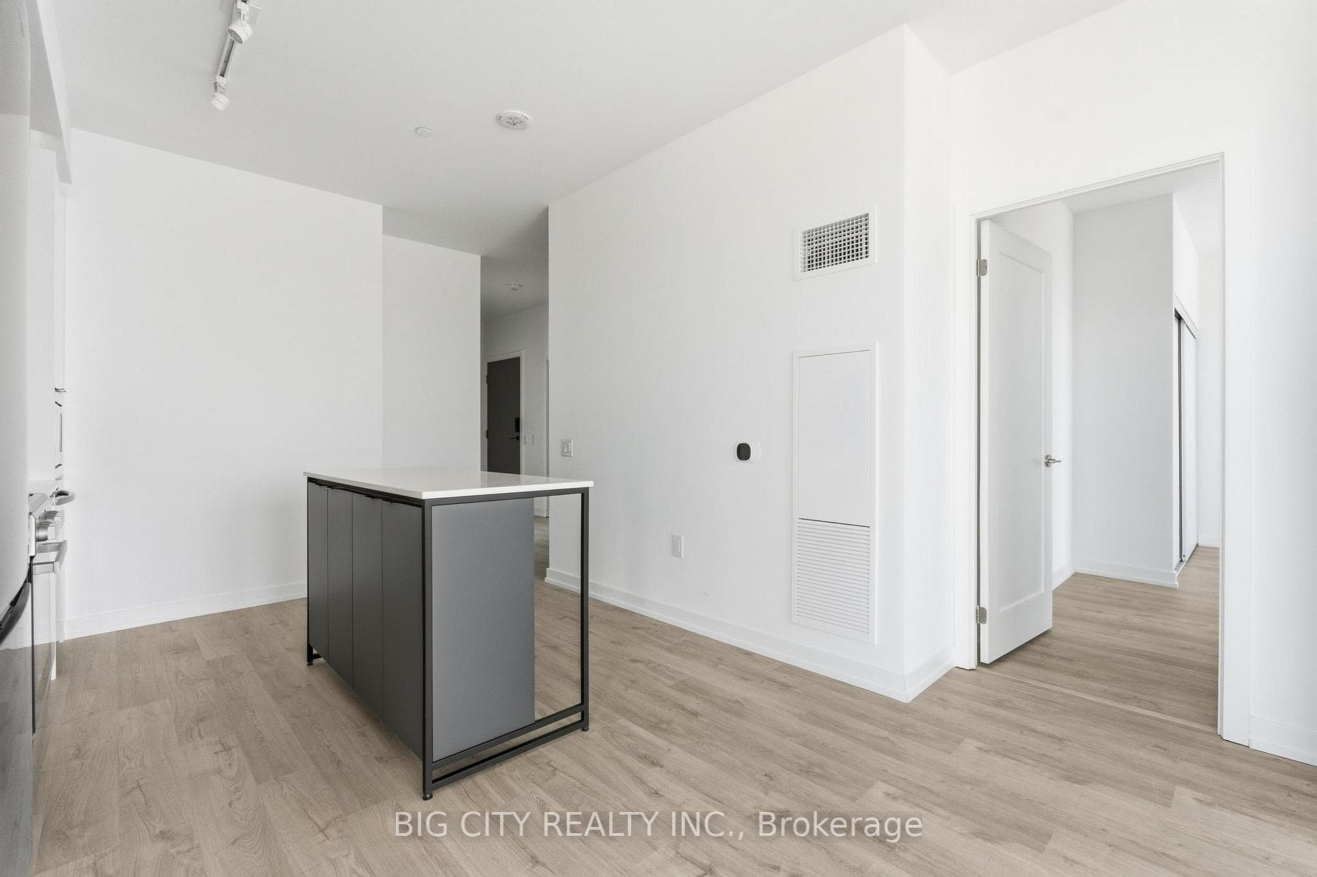 9751 Markham Road Unit 717 photo 7