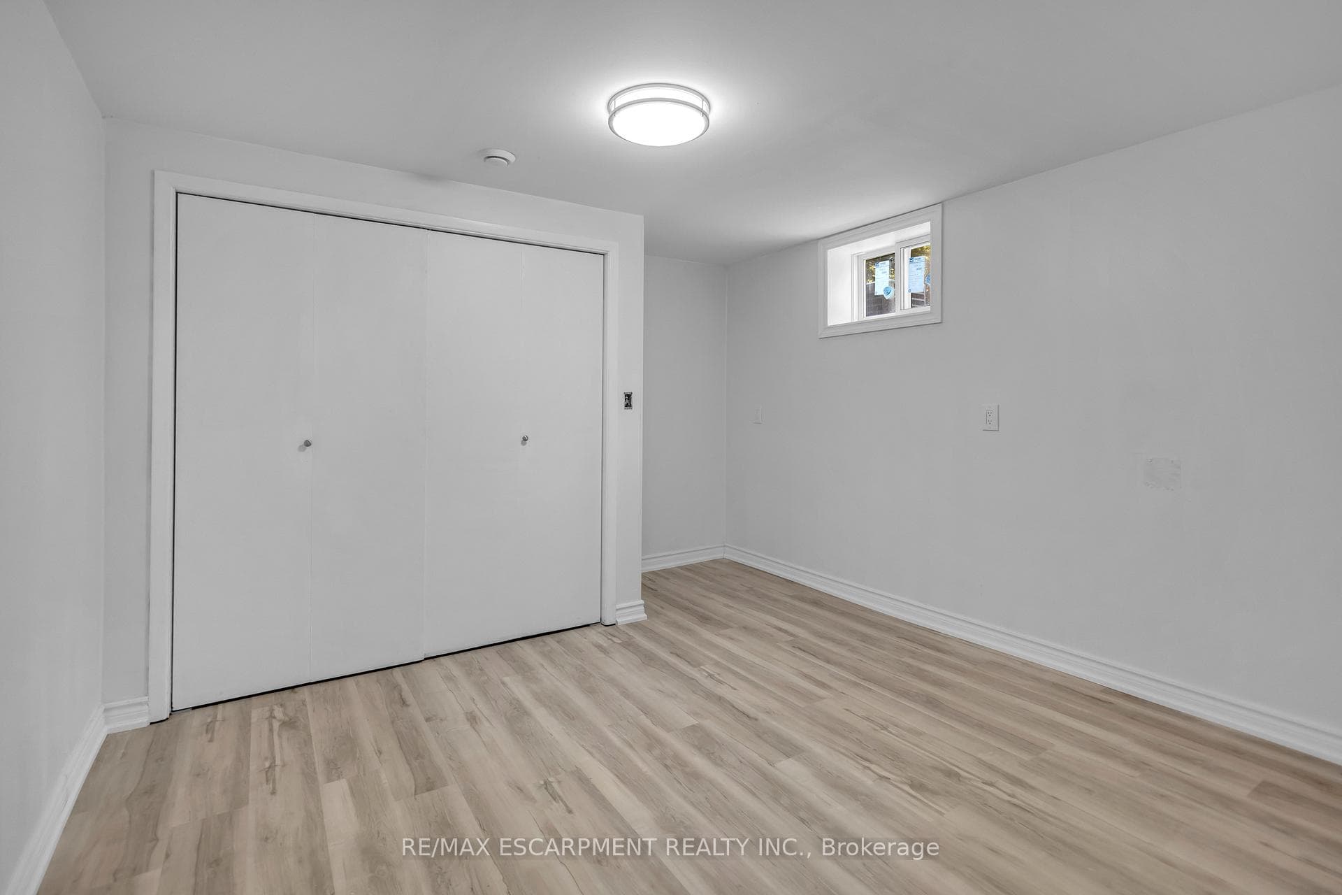 626 Iroquois Avenue photo 31