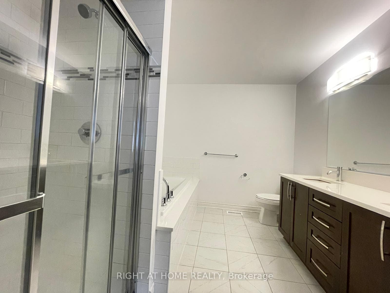 405 Cornice Street photo 10