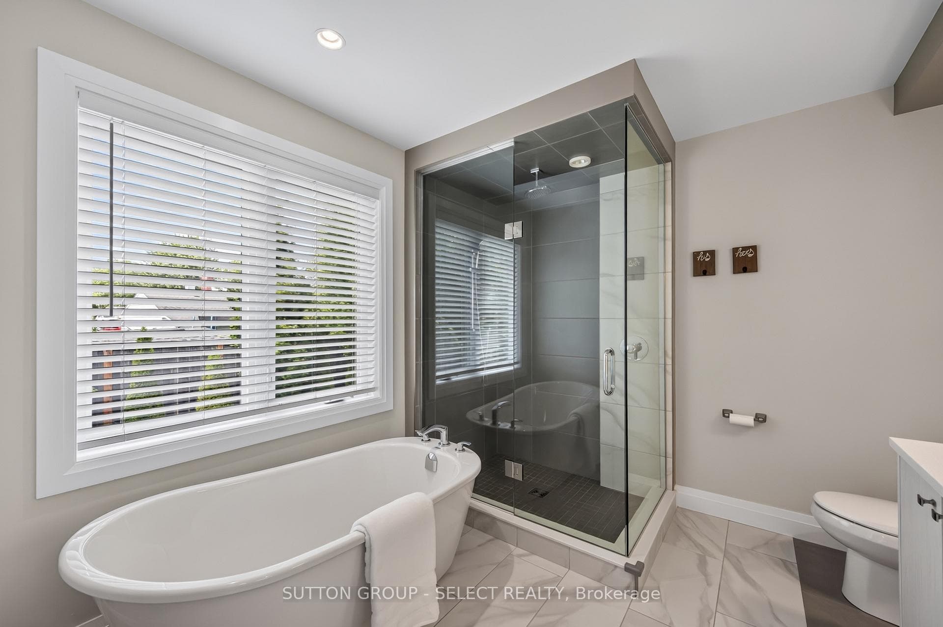 216 Martin Drive photo 26