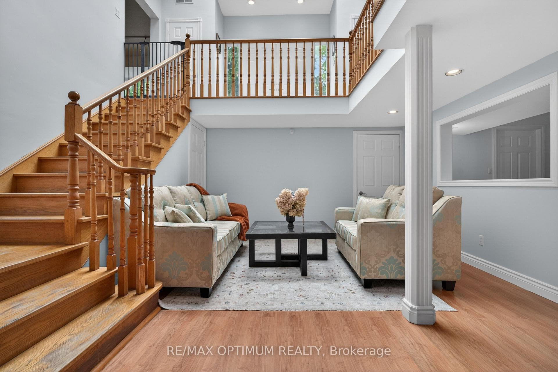 529 Campbellville Road photo 28