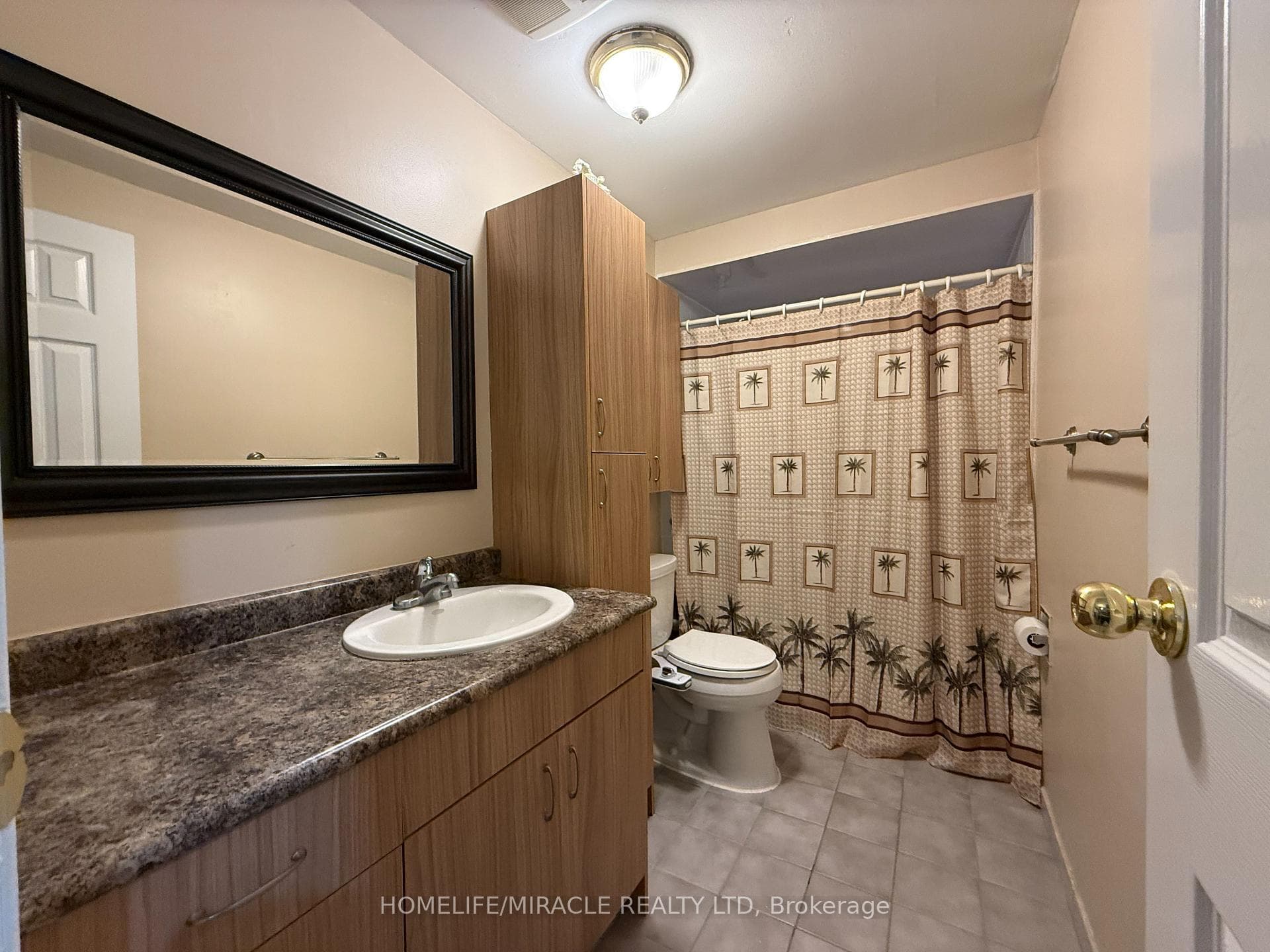 163 Mabley Crescent photo 14
