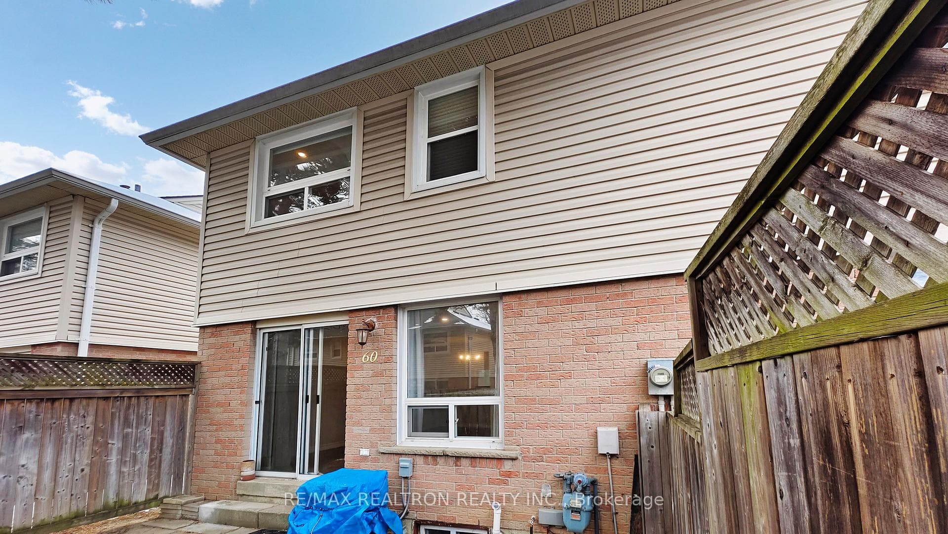 2079 The Collegeway Way Unit 60 photo 32