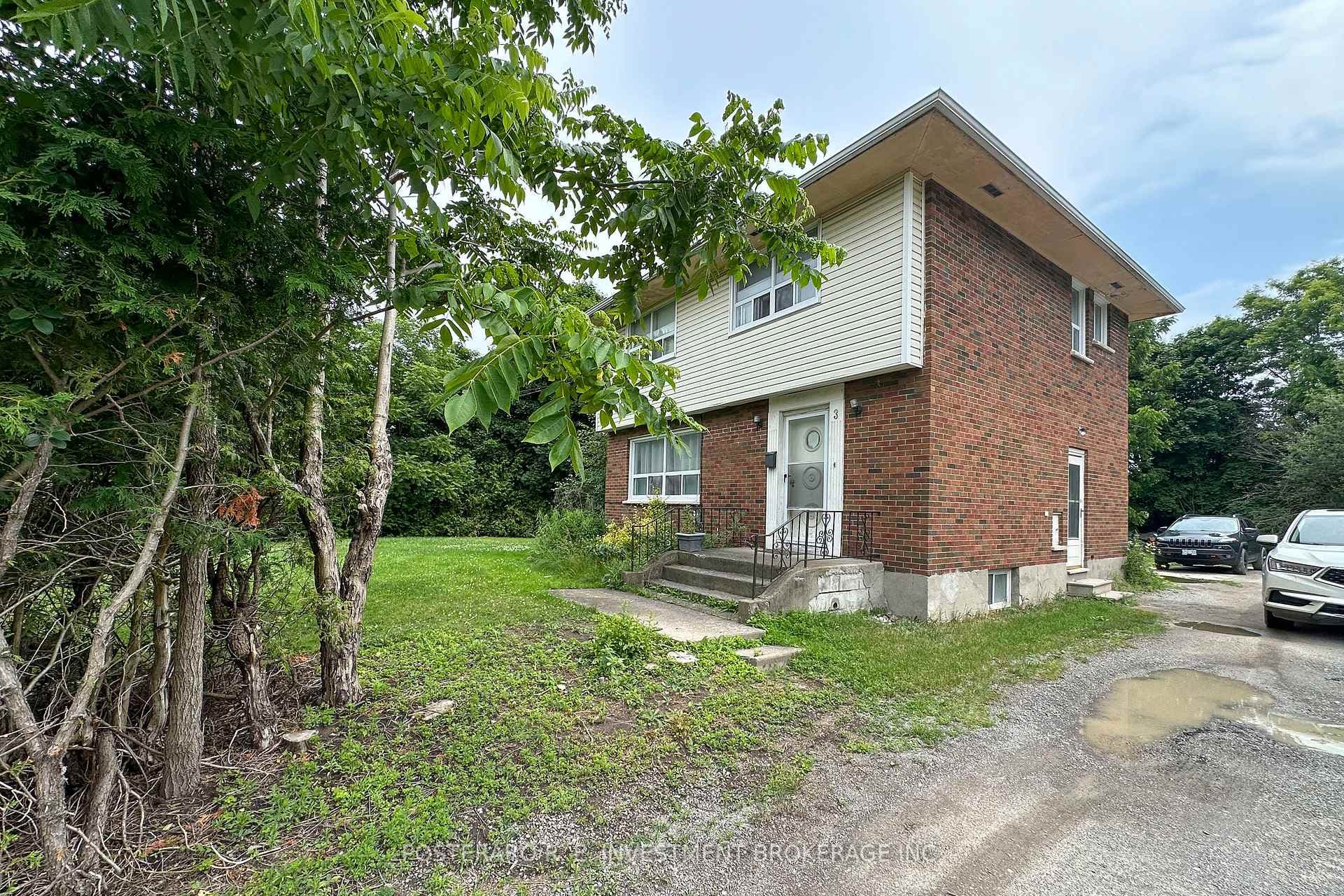 3 Willow Park Drive photo 2