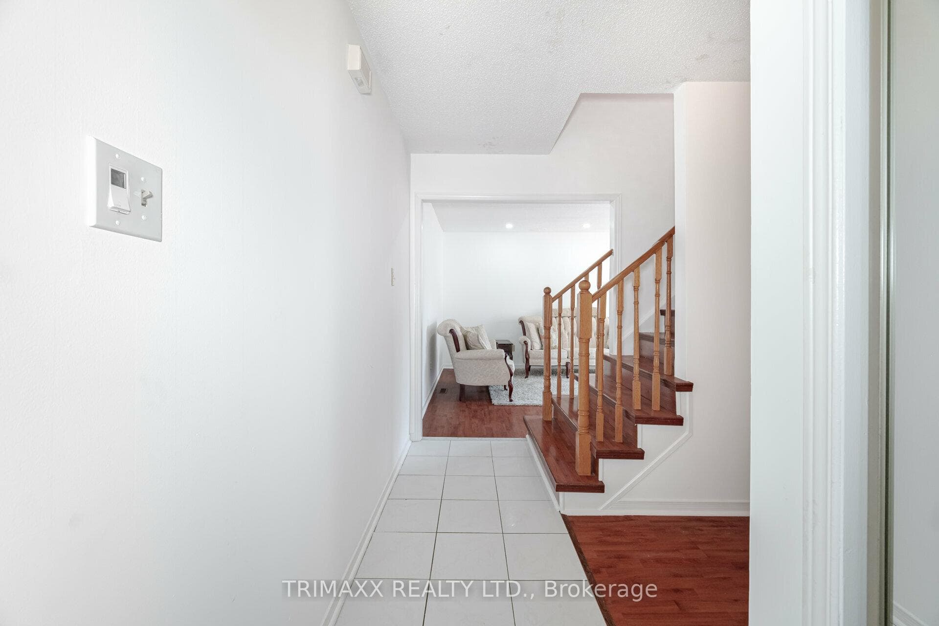 44 Saint Tropez Court photo 7