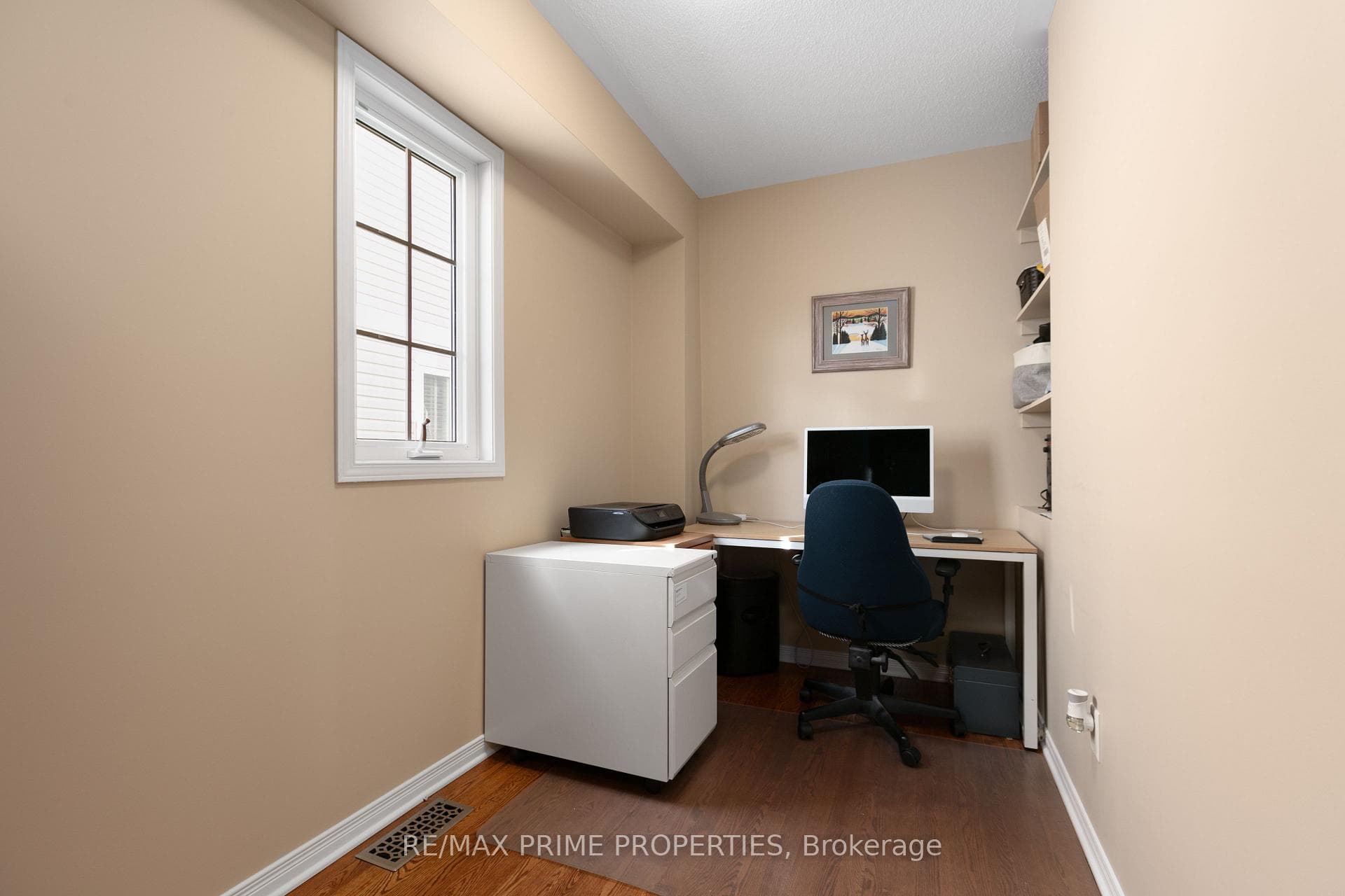 1545 Senateurs Way photo 21
