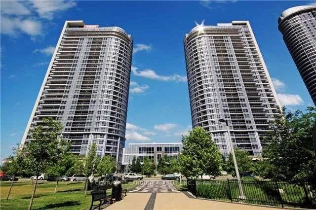 181 Village Green Square Unit 1911 photo 1