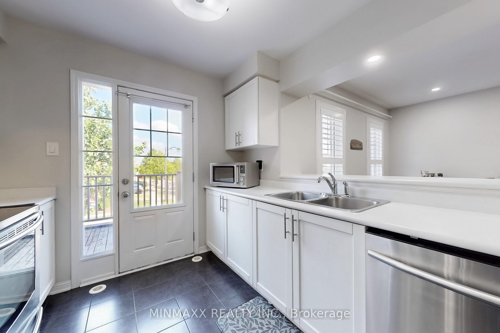 449 DALHOUSIE Gate photo 17