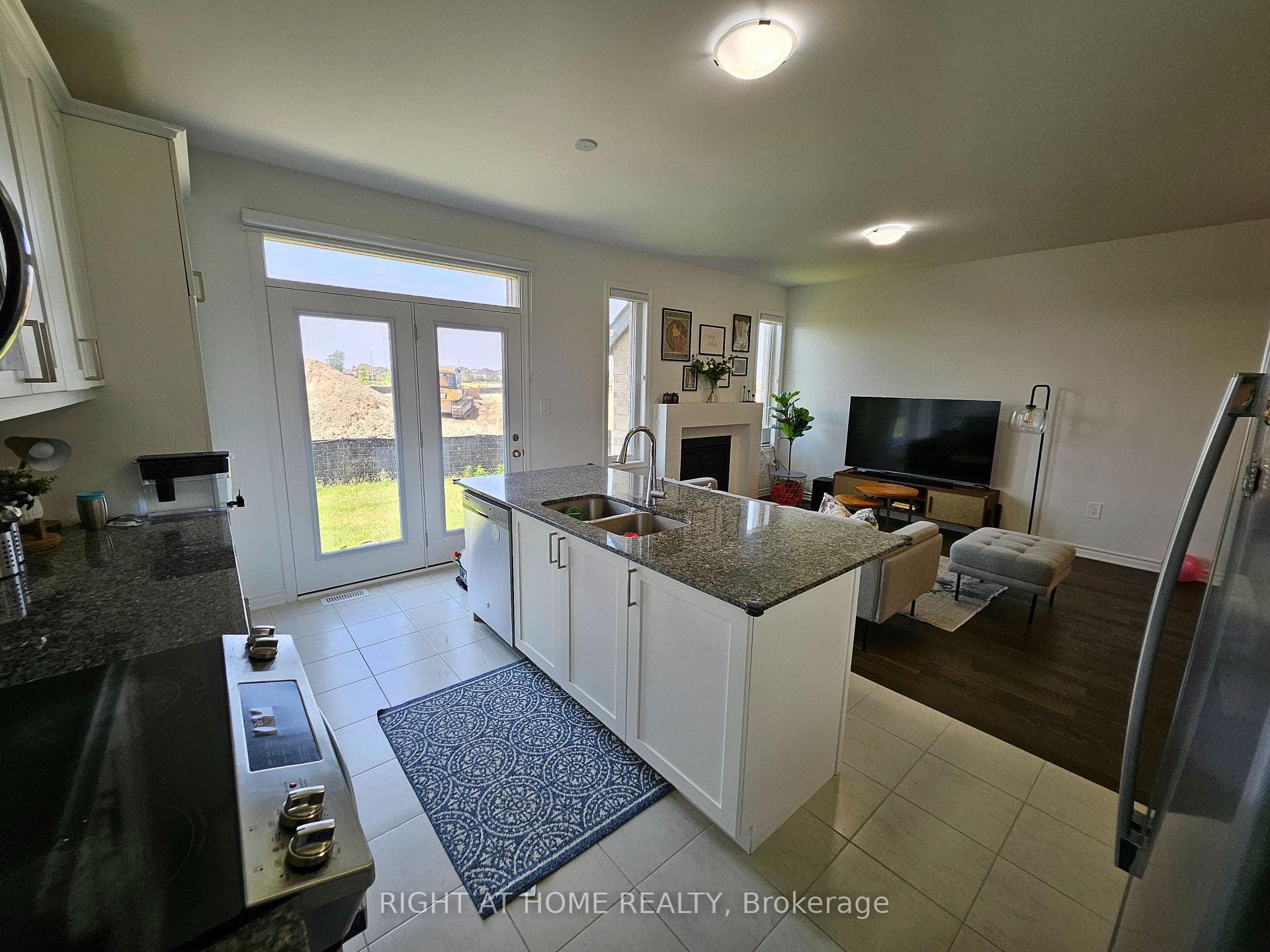 1615 Severn Drive Unit Upper photo 11