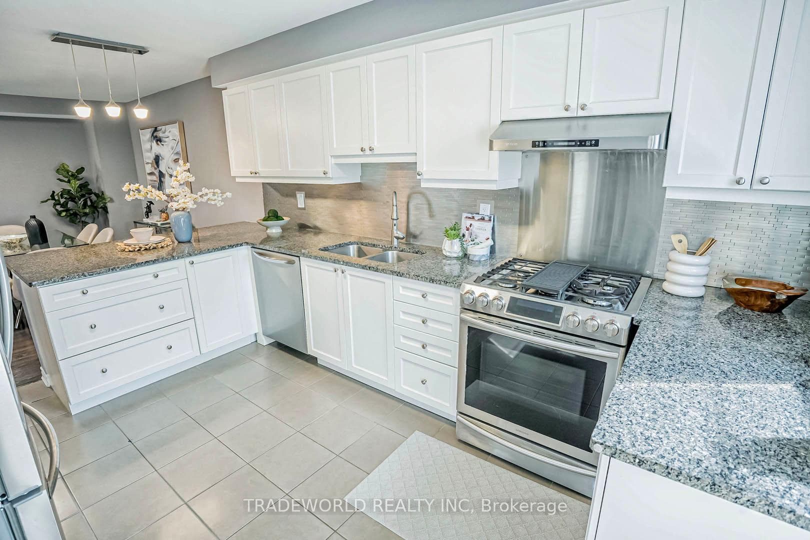 172 Thomas Phillips Drive photo 20