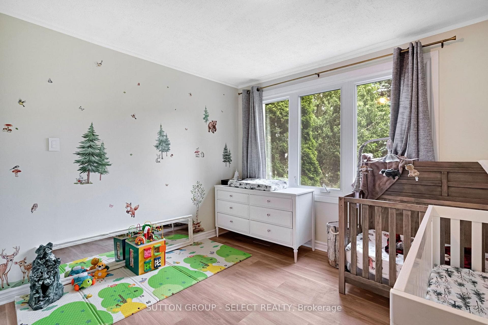 1129 Sunningdale Road photo 21