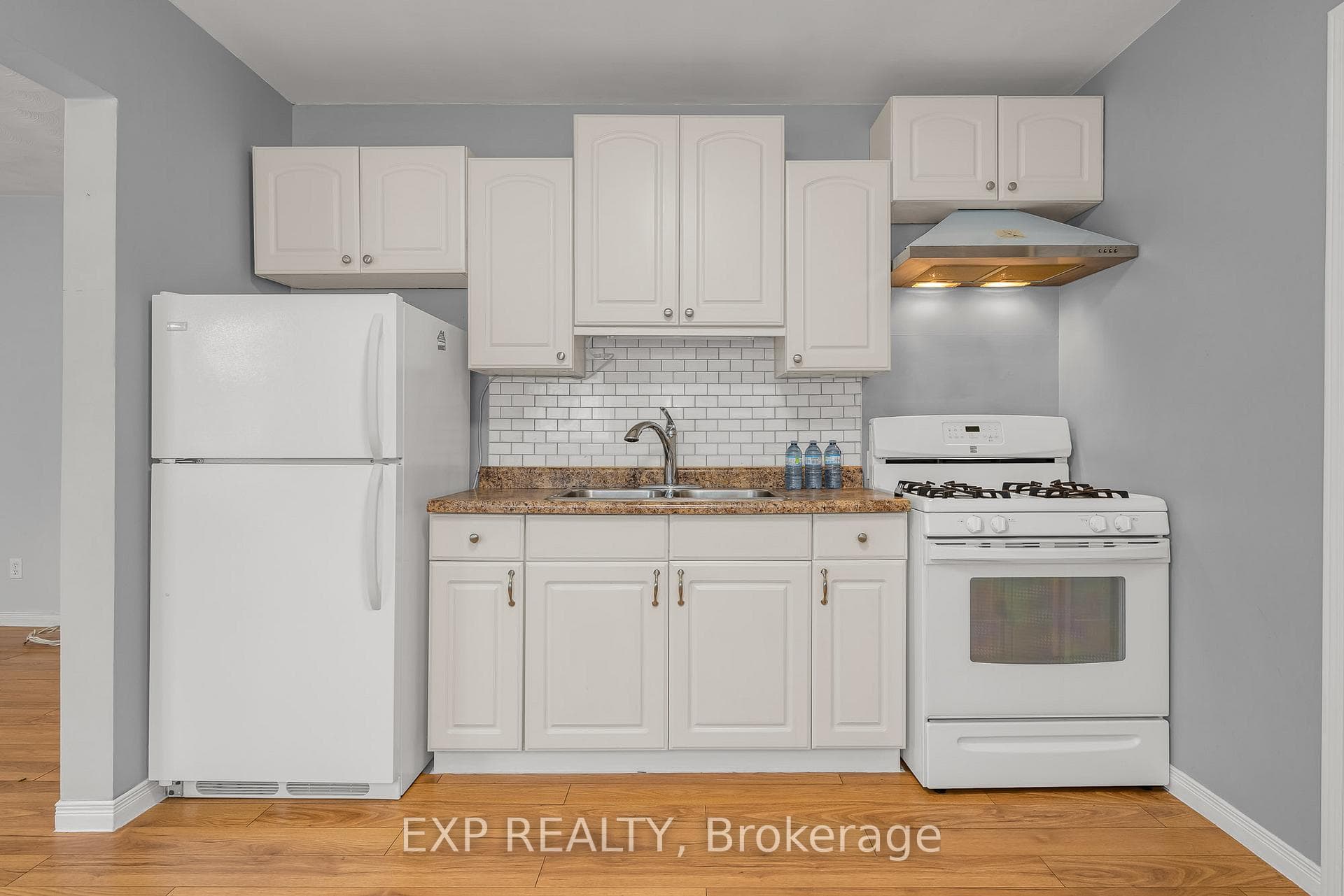 110 Fairview Avenue photo 8