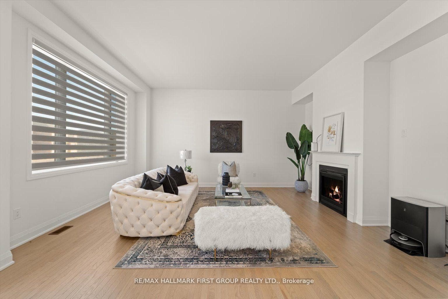 198 Thompson Drive photo 9