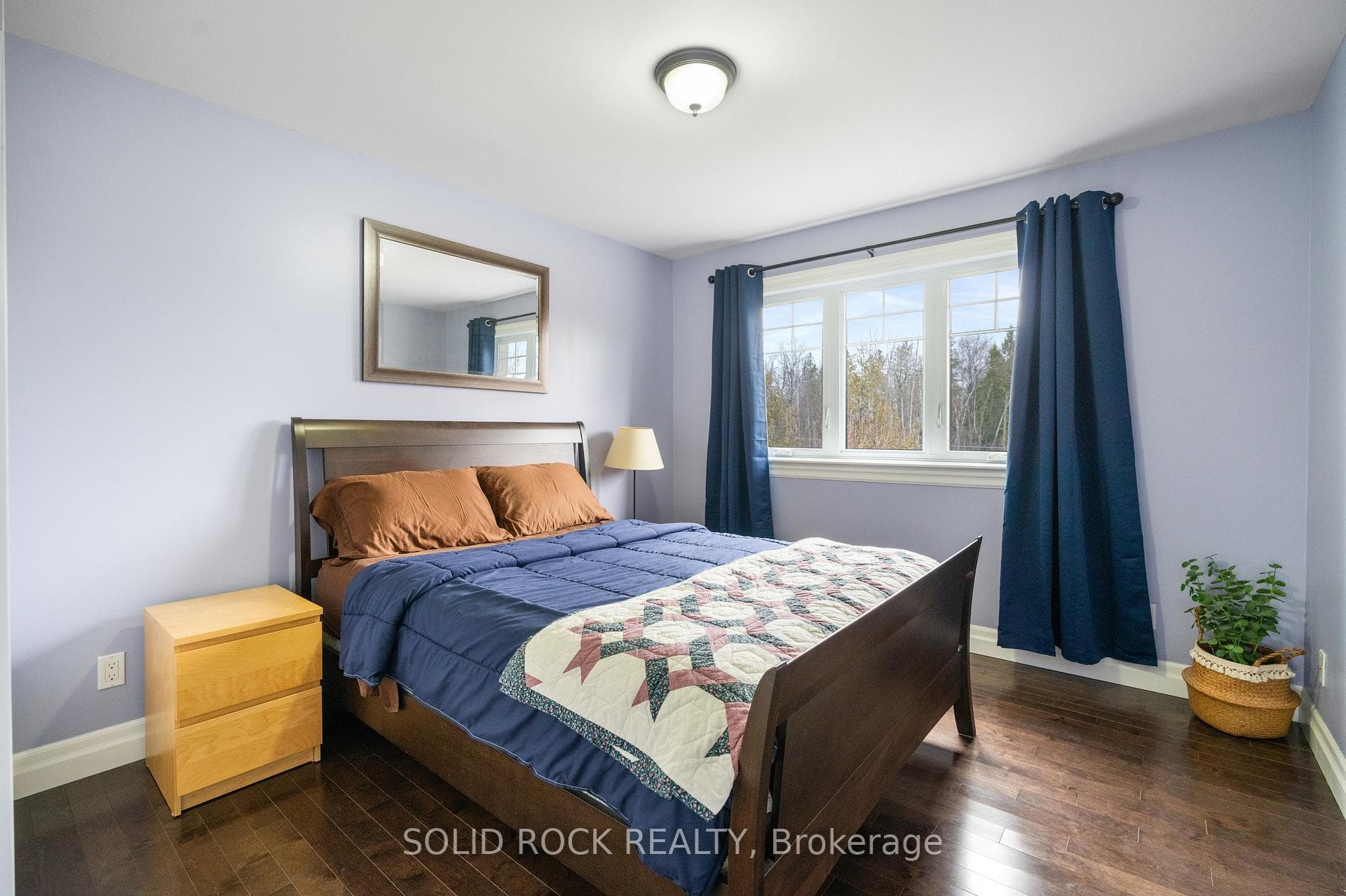 151 Spruce Crescent photo 18