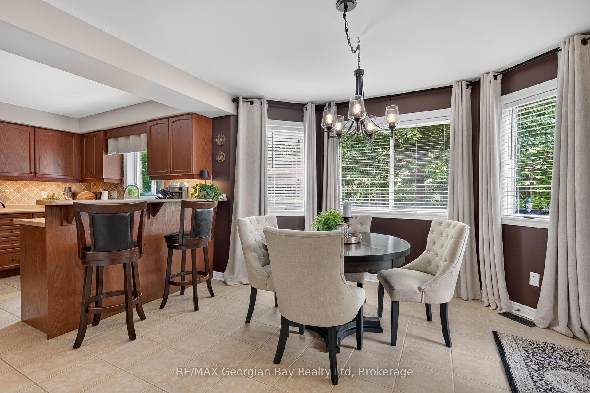 400 Keller Drive photo 12