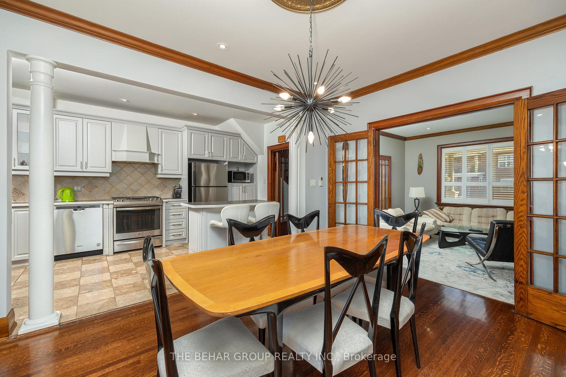 1840 Dufferin Street photo 18
