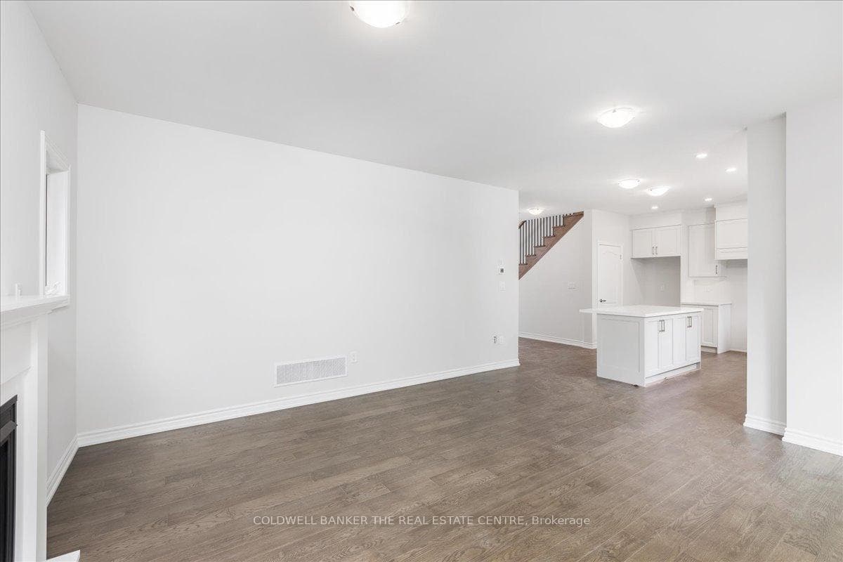 95 Scotia Road photo 12
