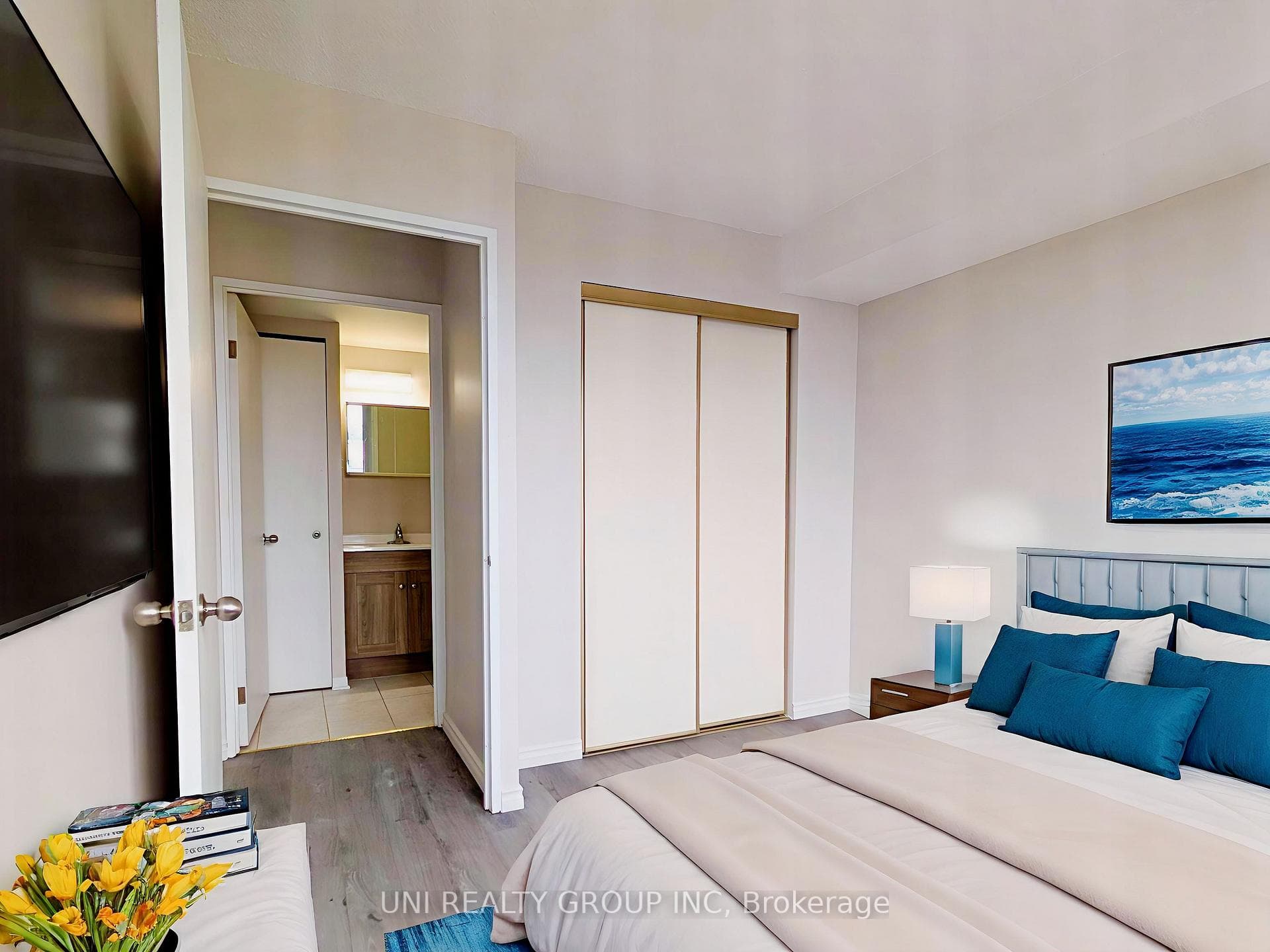 45 HOLLAND Avenue Unit 910 photo 19