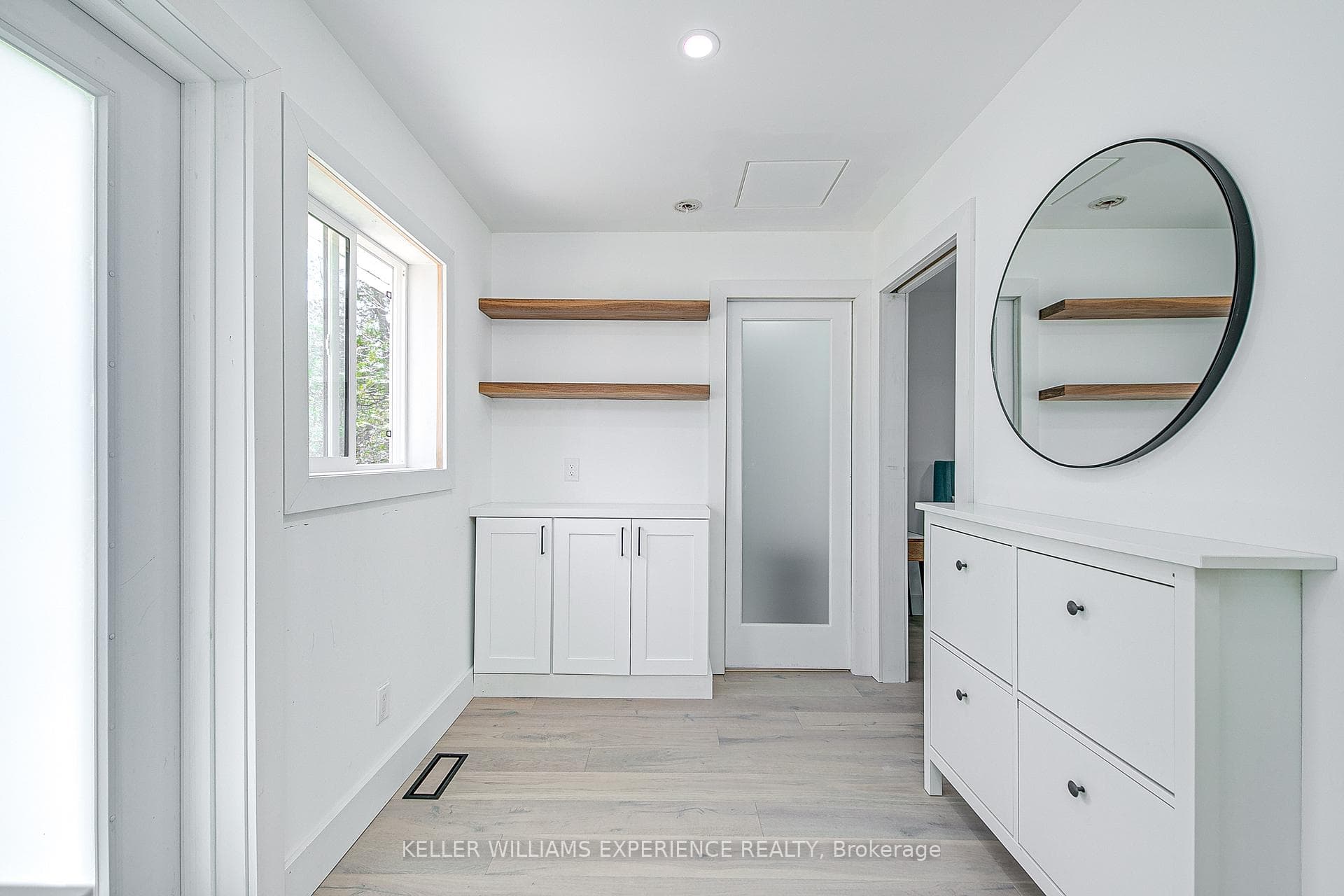 56 Homewood Avenue photo 11