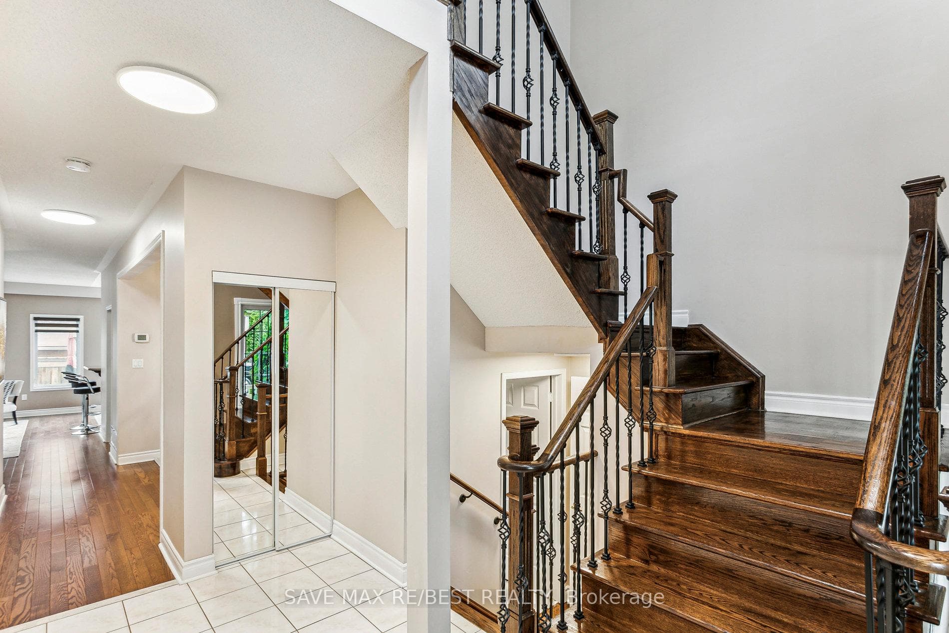 227 Hollywood Hill Circle photo 6