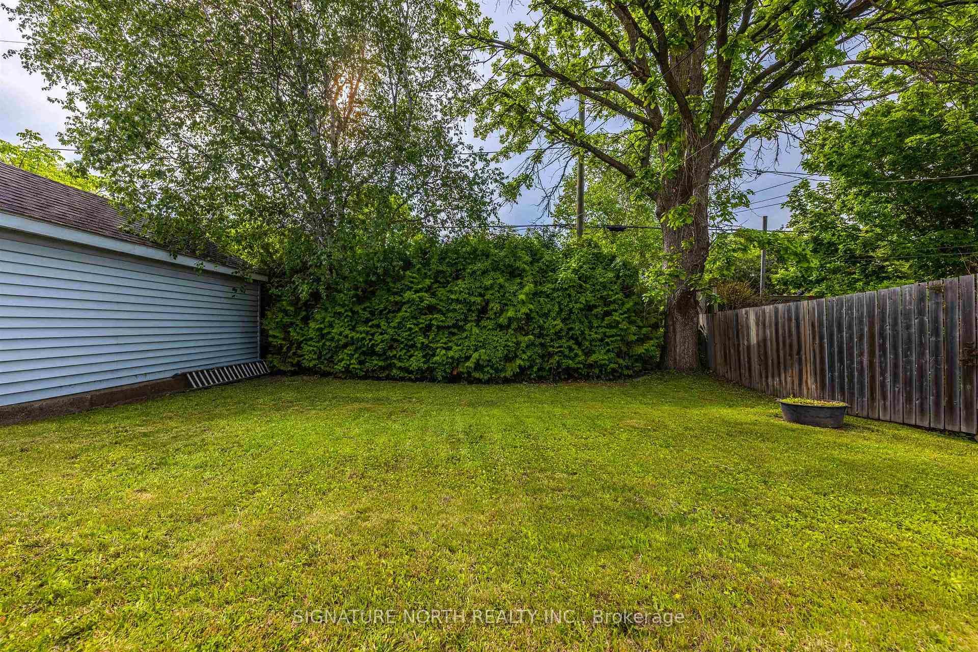 108 Hill Street photo 4