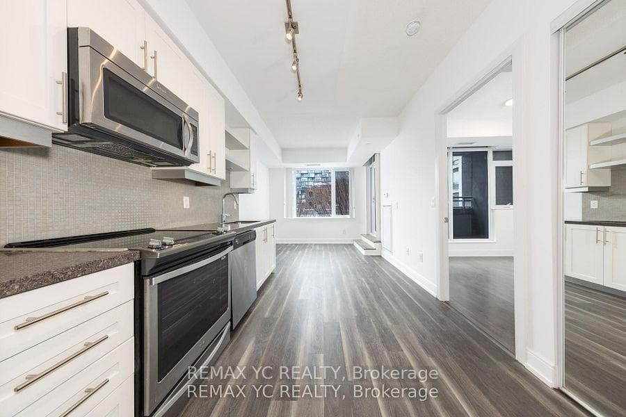 525 Adelaide Street Unit 217 photo 3