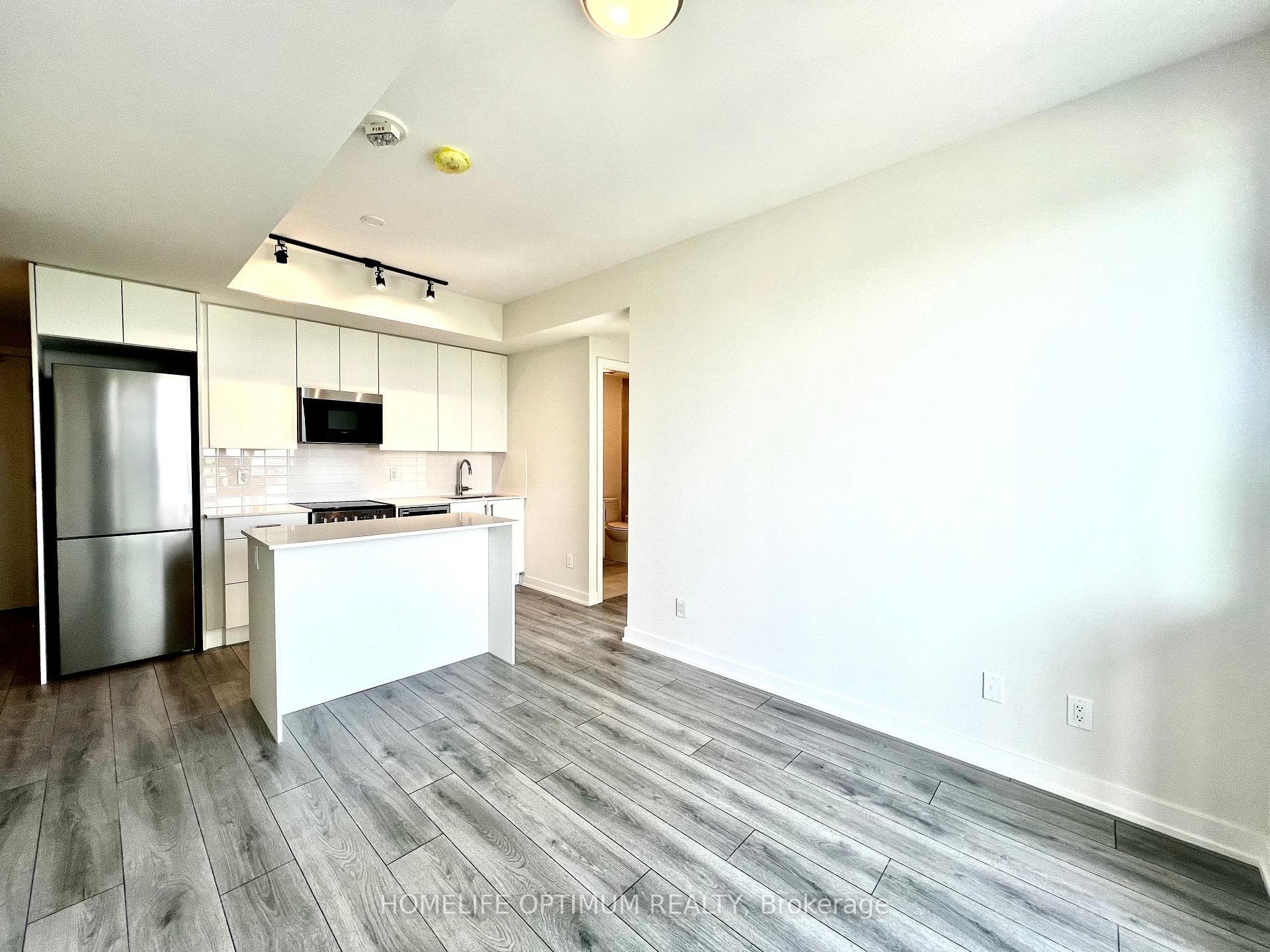 15 Ellerslie Avenue Unit 2405 photo 5