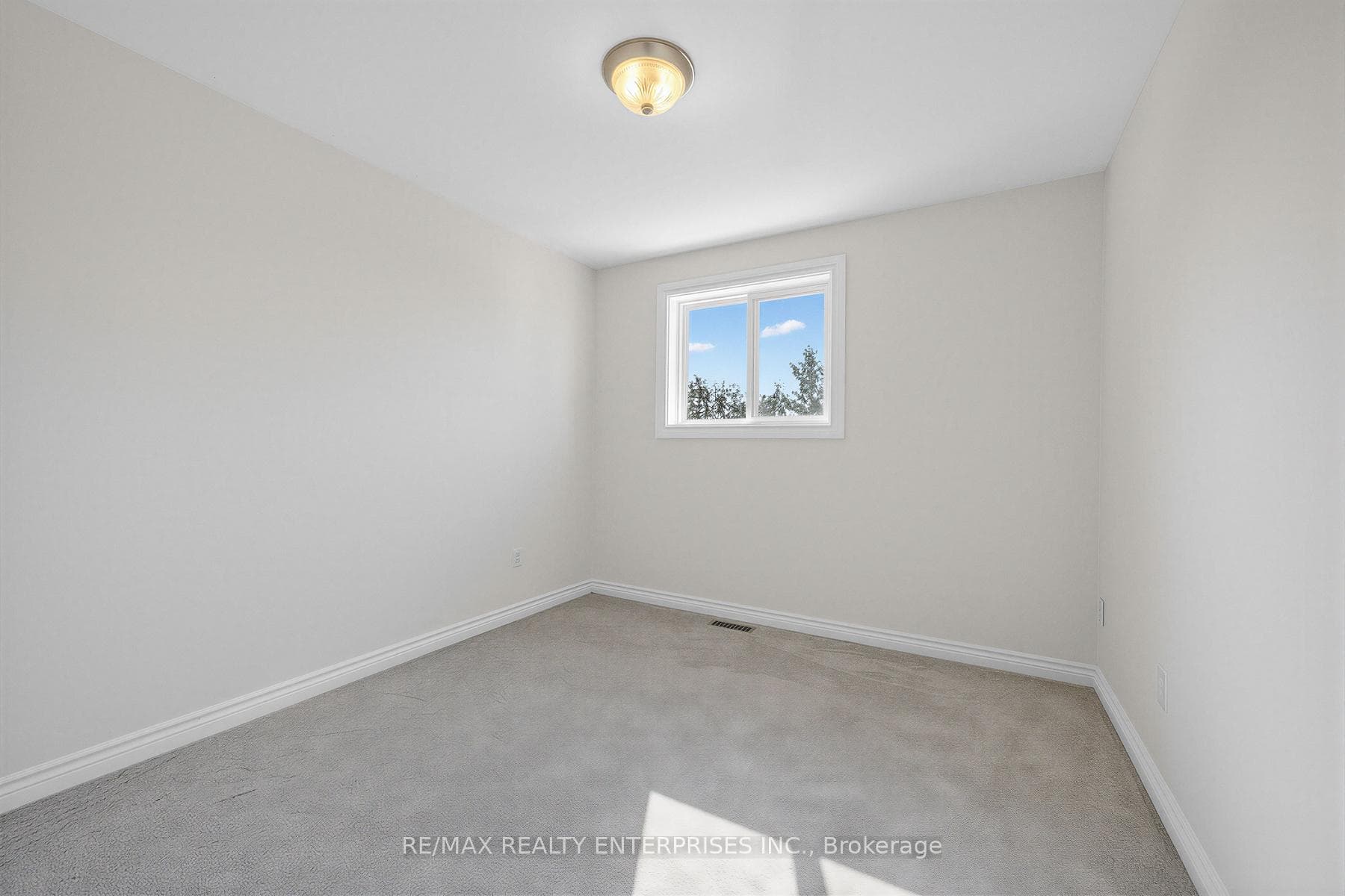 3356 Strabane Drive photo 17