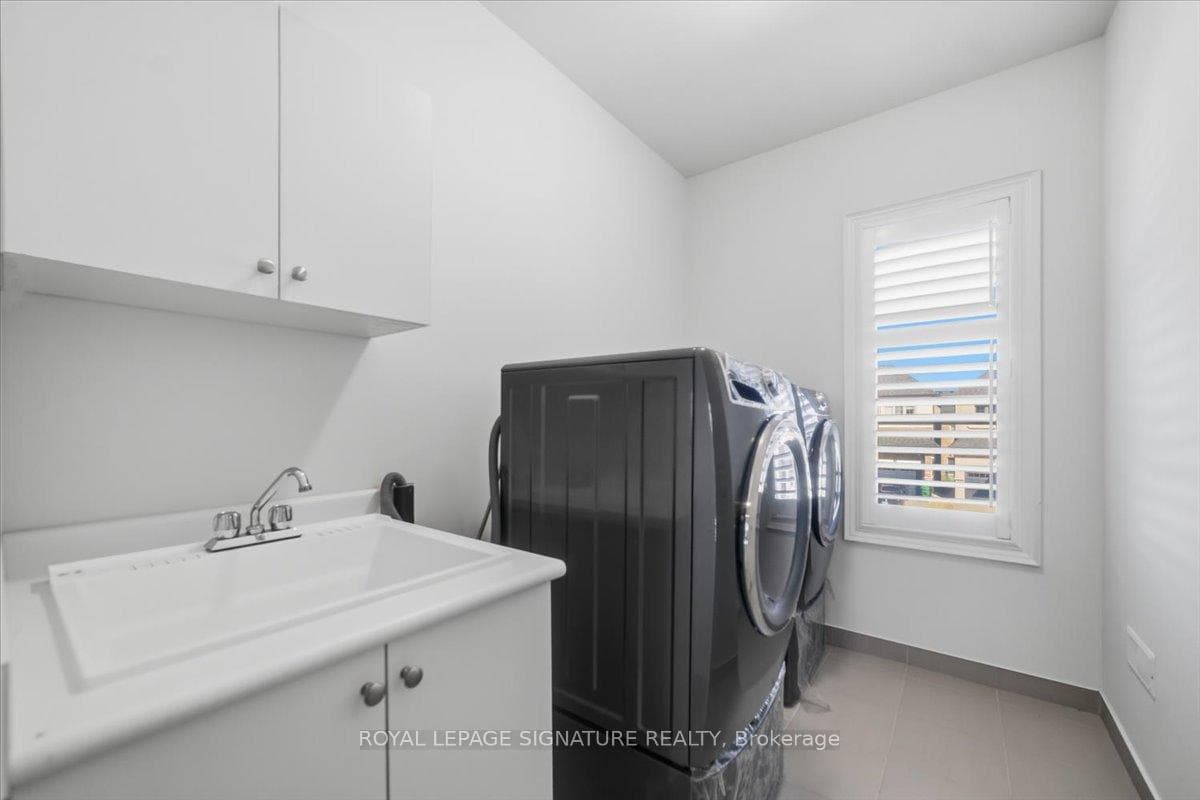 81 Attwater Drive photo 23