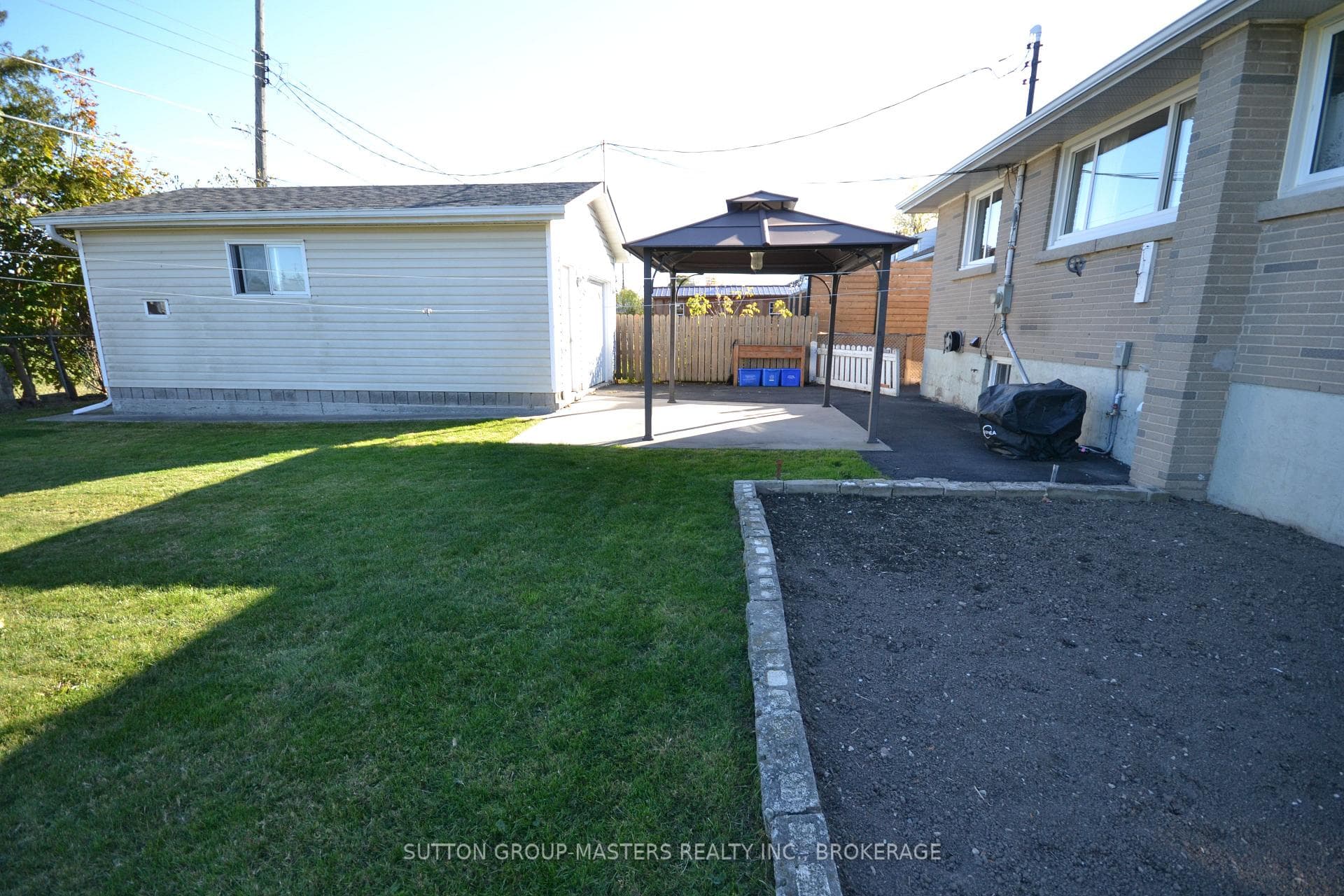 29 Brant Avenue photo 48