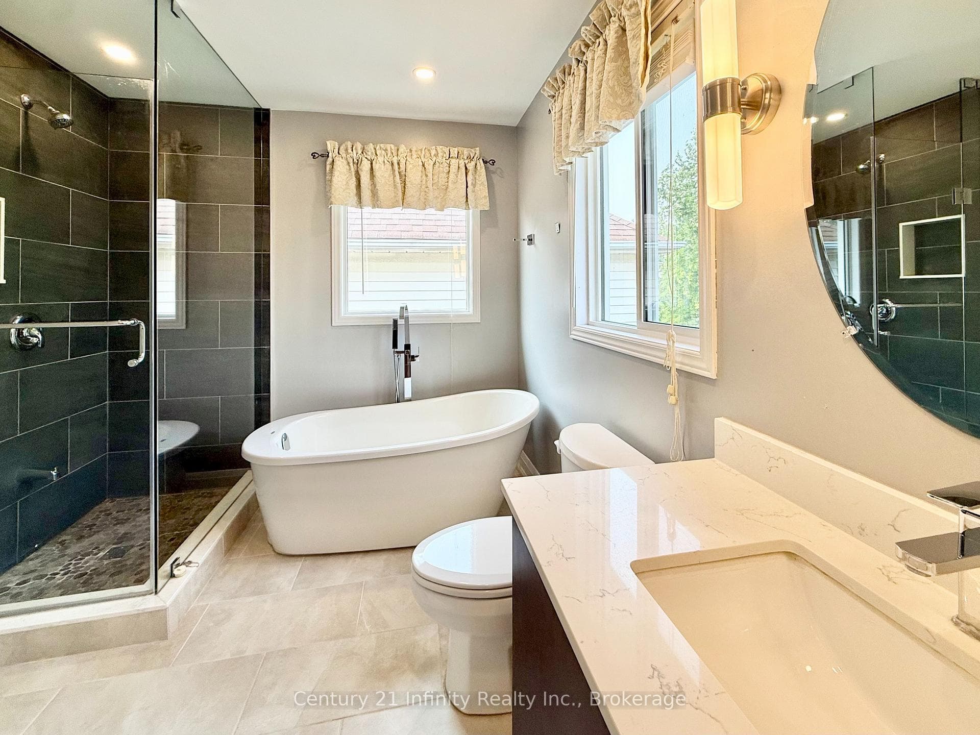 1171 Springbank Drive photo 27