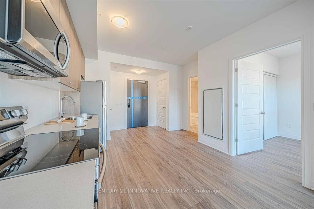 490 Gordon Krantz Avenue Unit 201 photo 10
