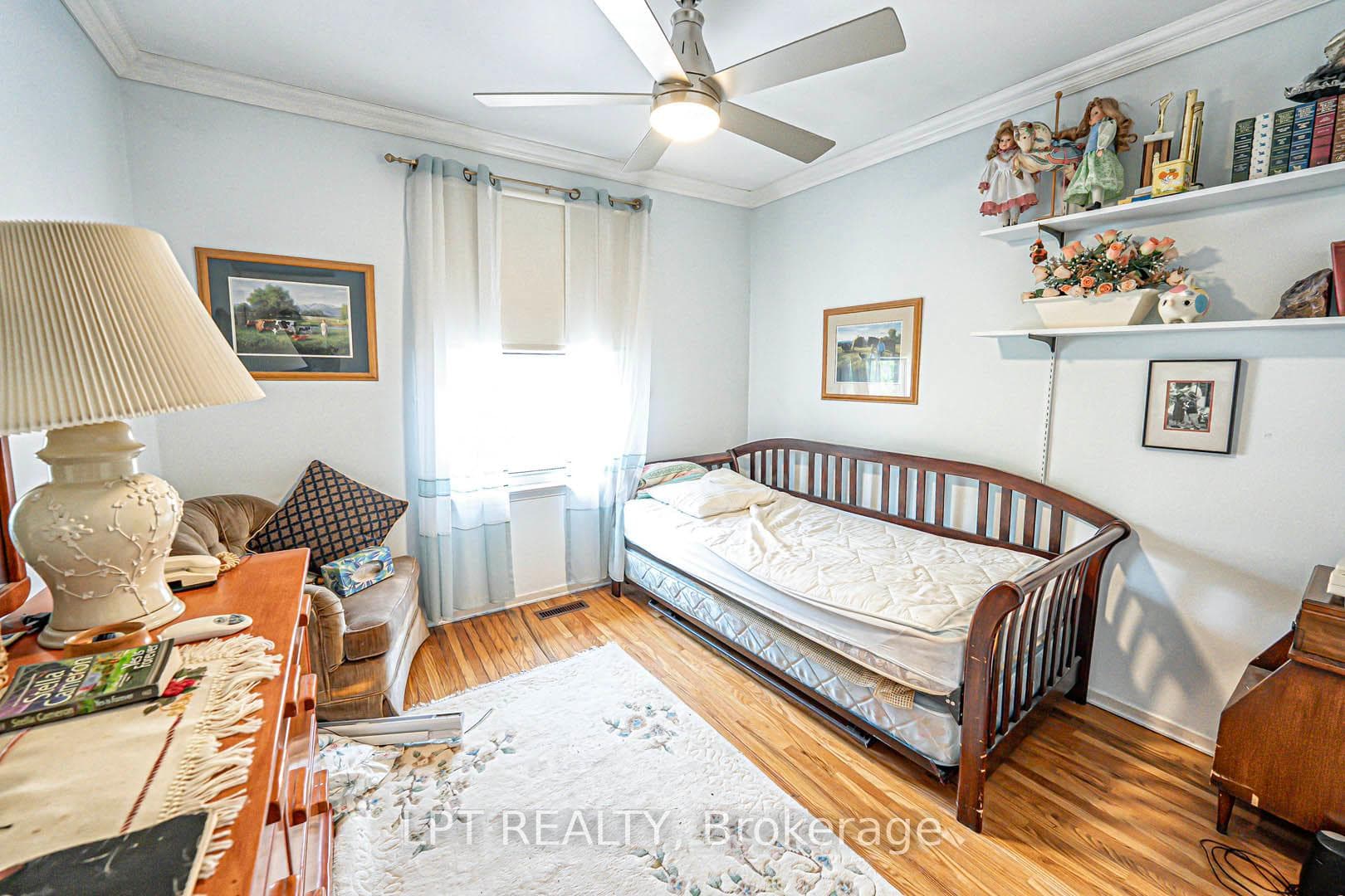 2169 Mountain Grove Avenue Unit 7 photo 24