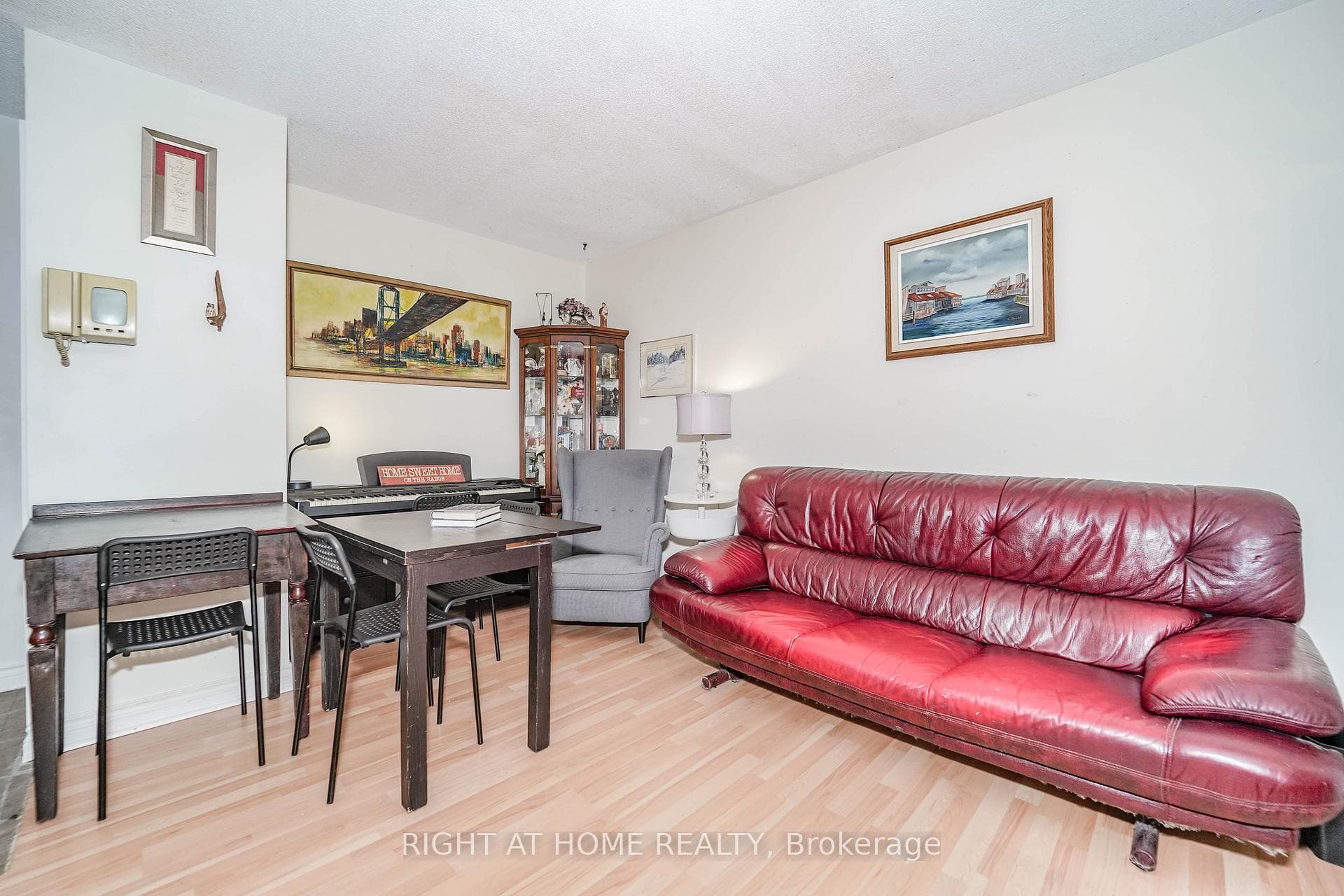 1210 Don Mills Road Unit 123 photo 10