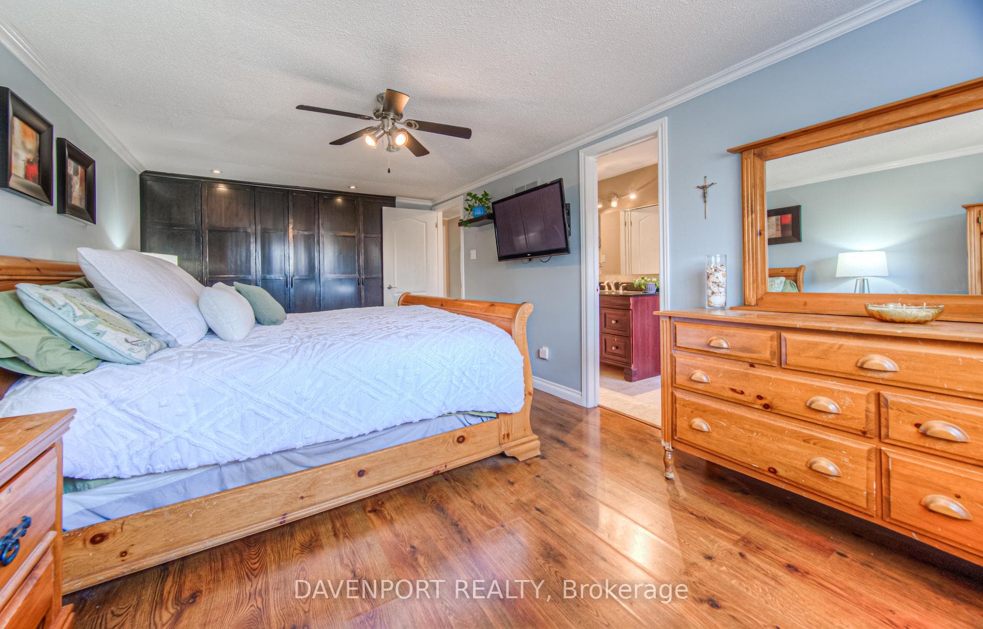 2681 Romark Mews photo 19