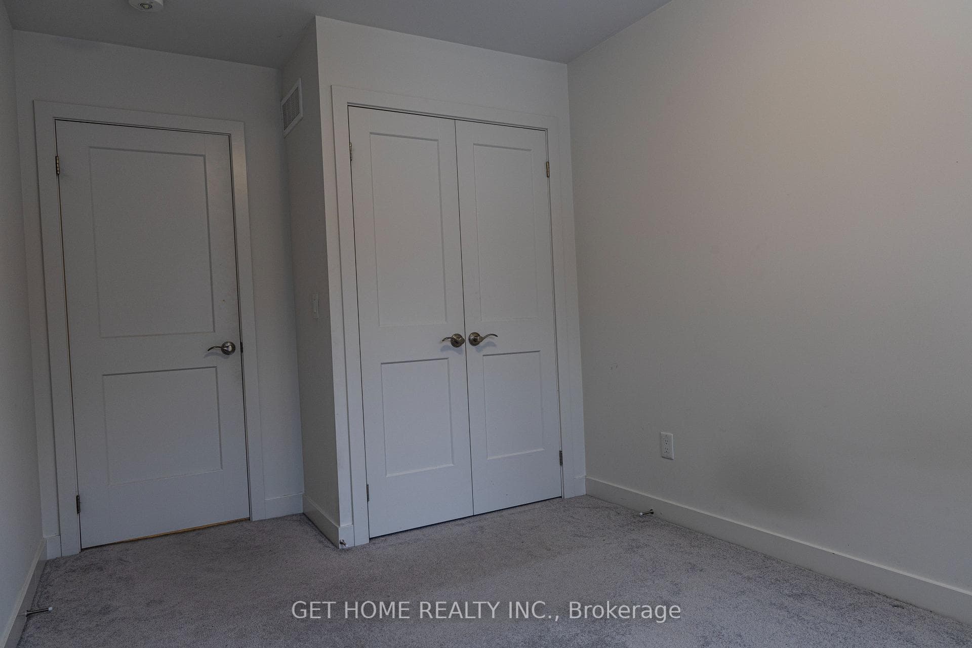 110 Fergus Avenue Unit 38 photo 27