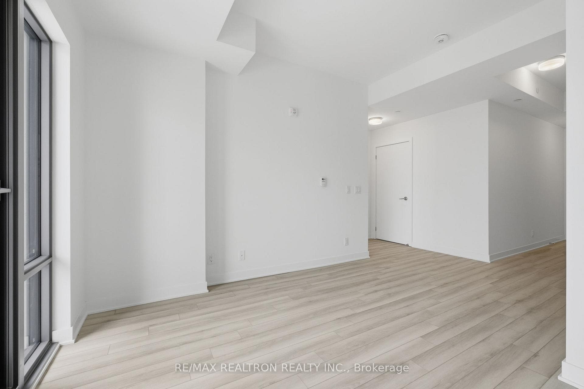 51 Clarington Boulevard Unit 203 photo 16