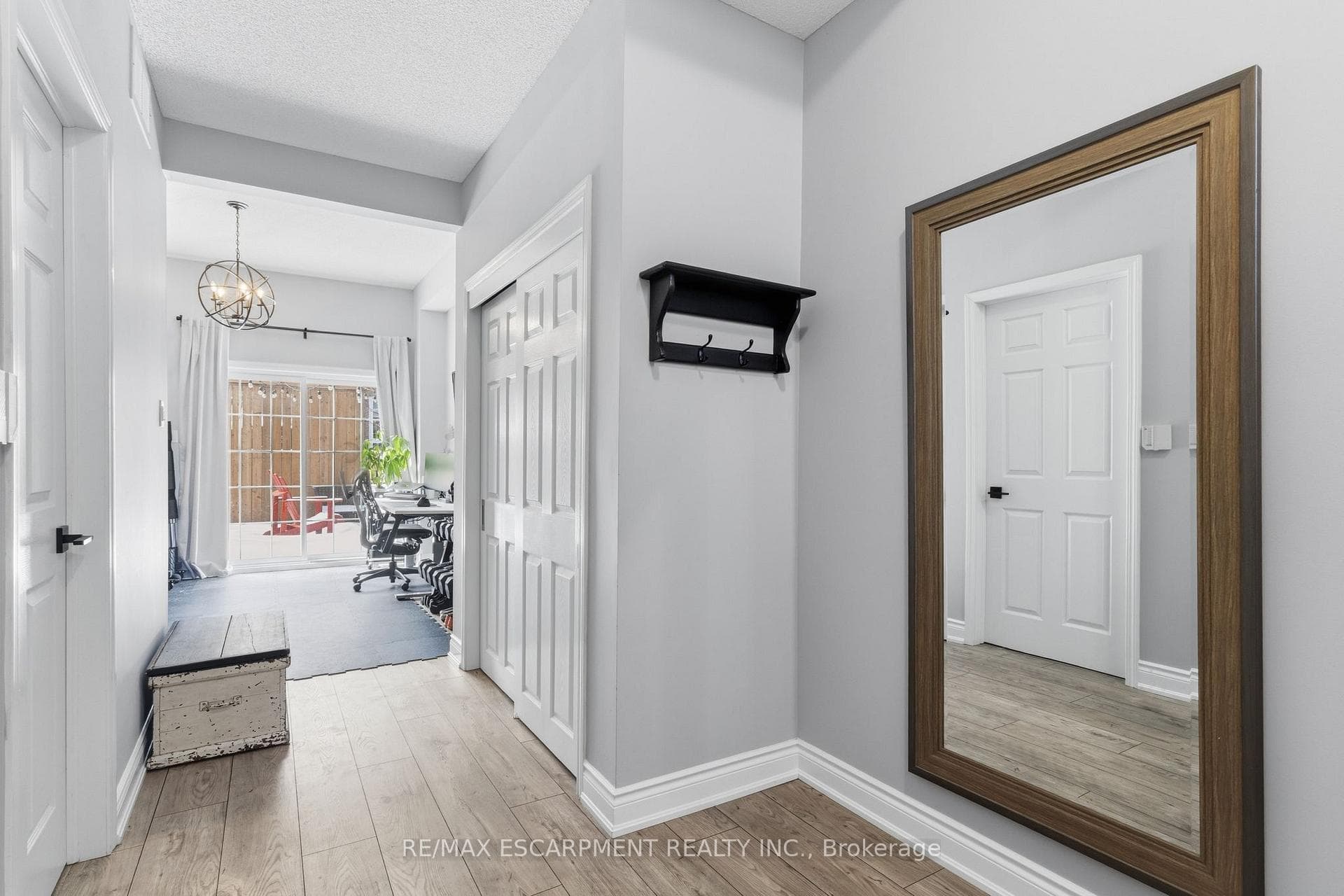 5123 DRYDEN Avenue photo 33