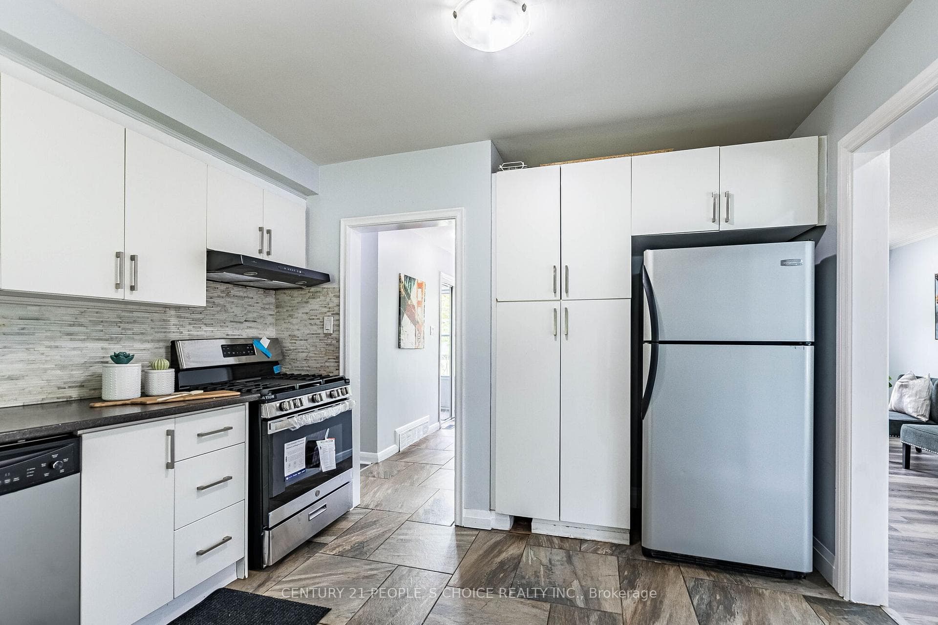 39 Meadowland Drive photo 22