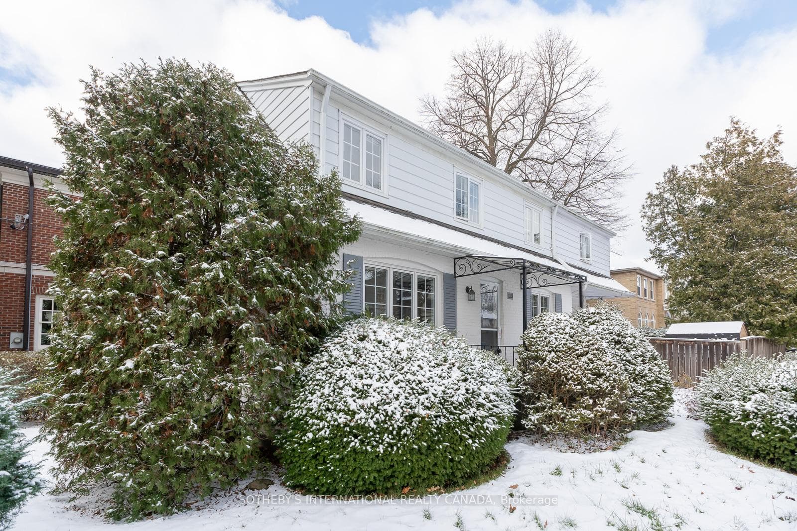 24 Douglas Crescent photo 44