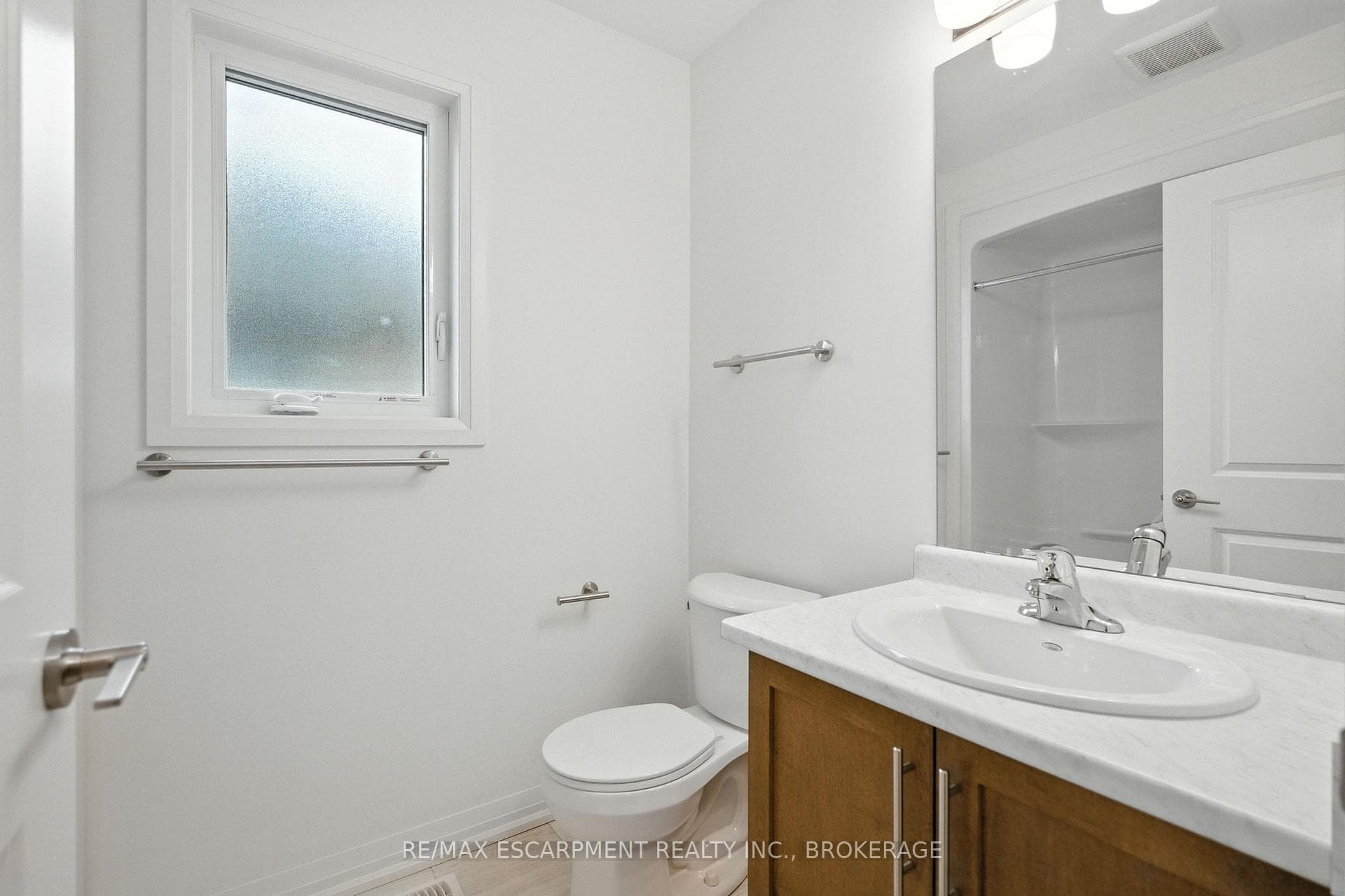 25 Saffron Way photo 22
