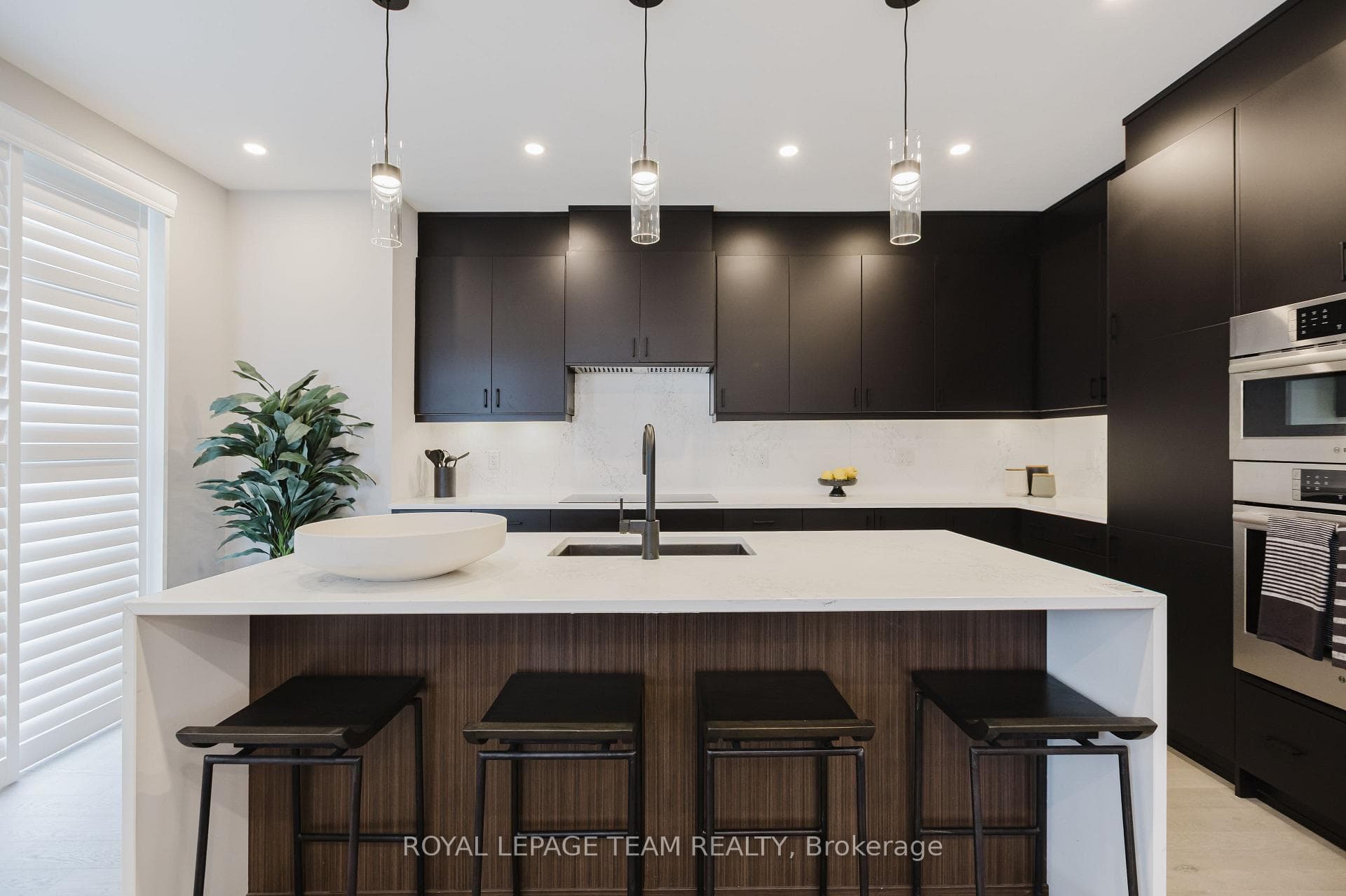 Images provided to showcase builder finishes only.
