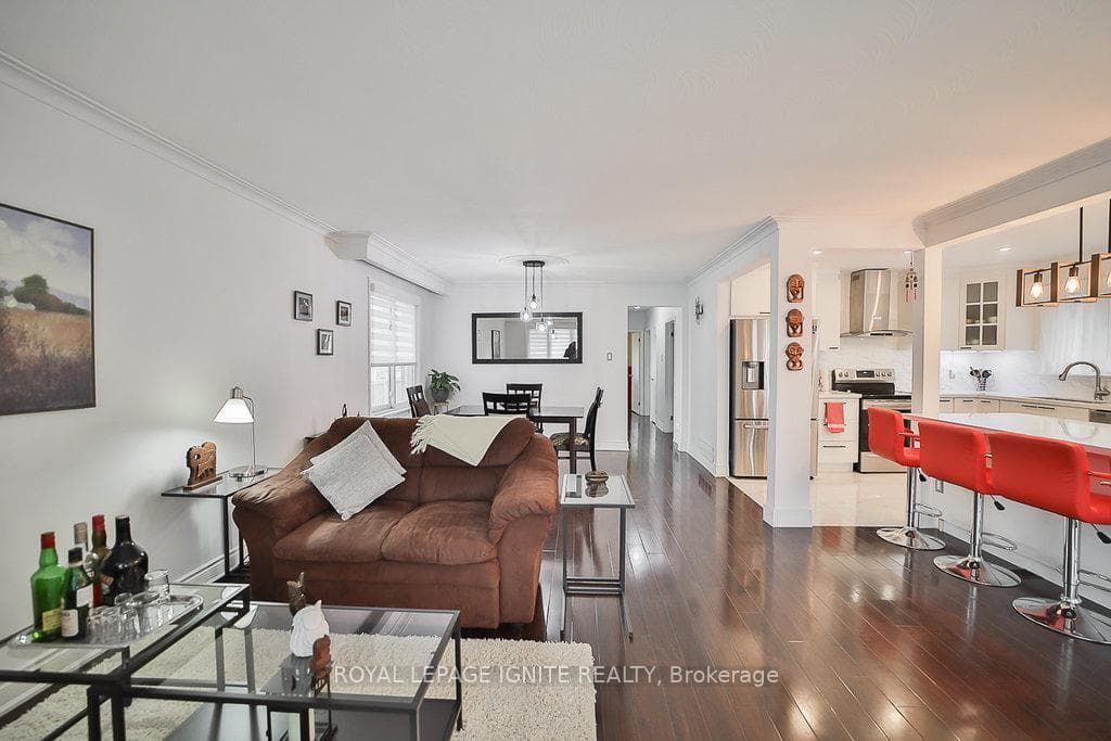 82 Brampton Road photo 10