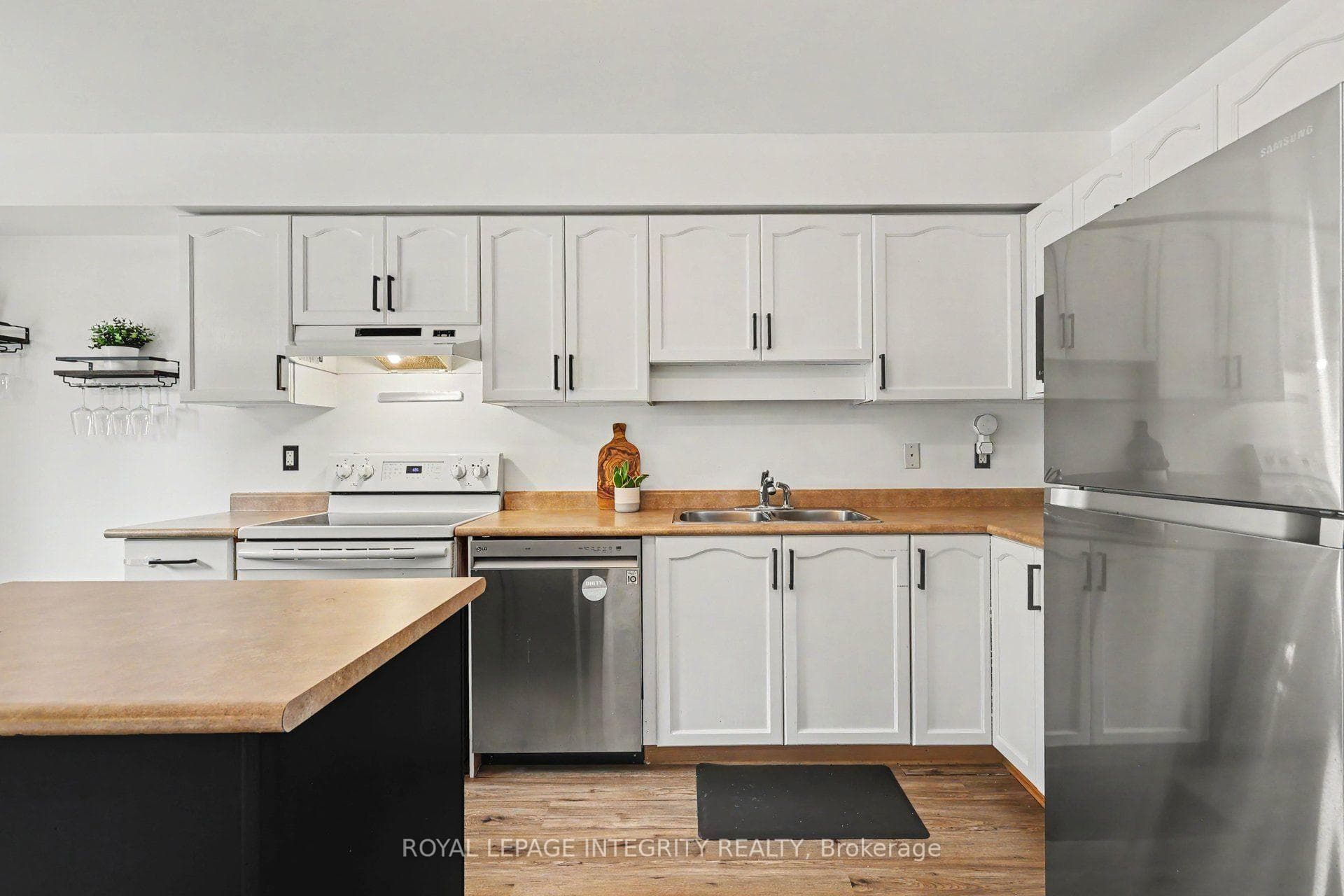474 Seyton Drive photo 11