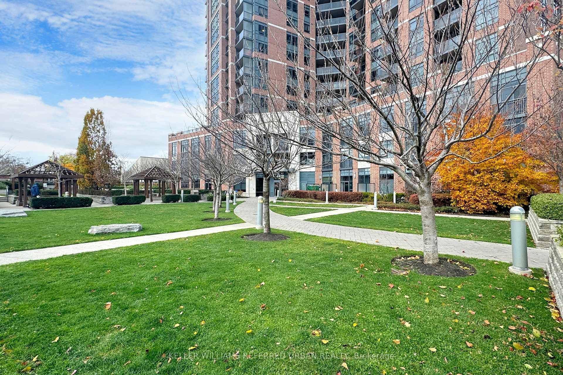 61 Heintzman Street Unit 616 photo 20