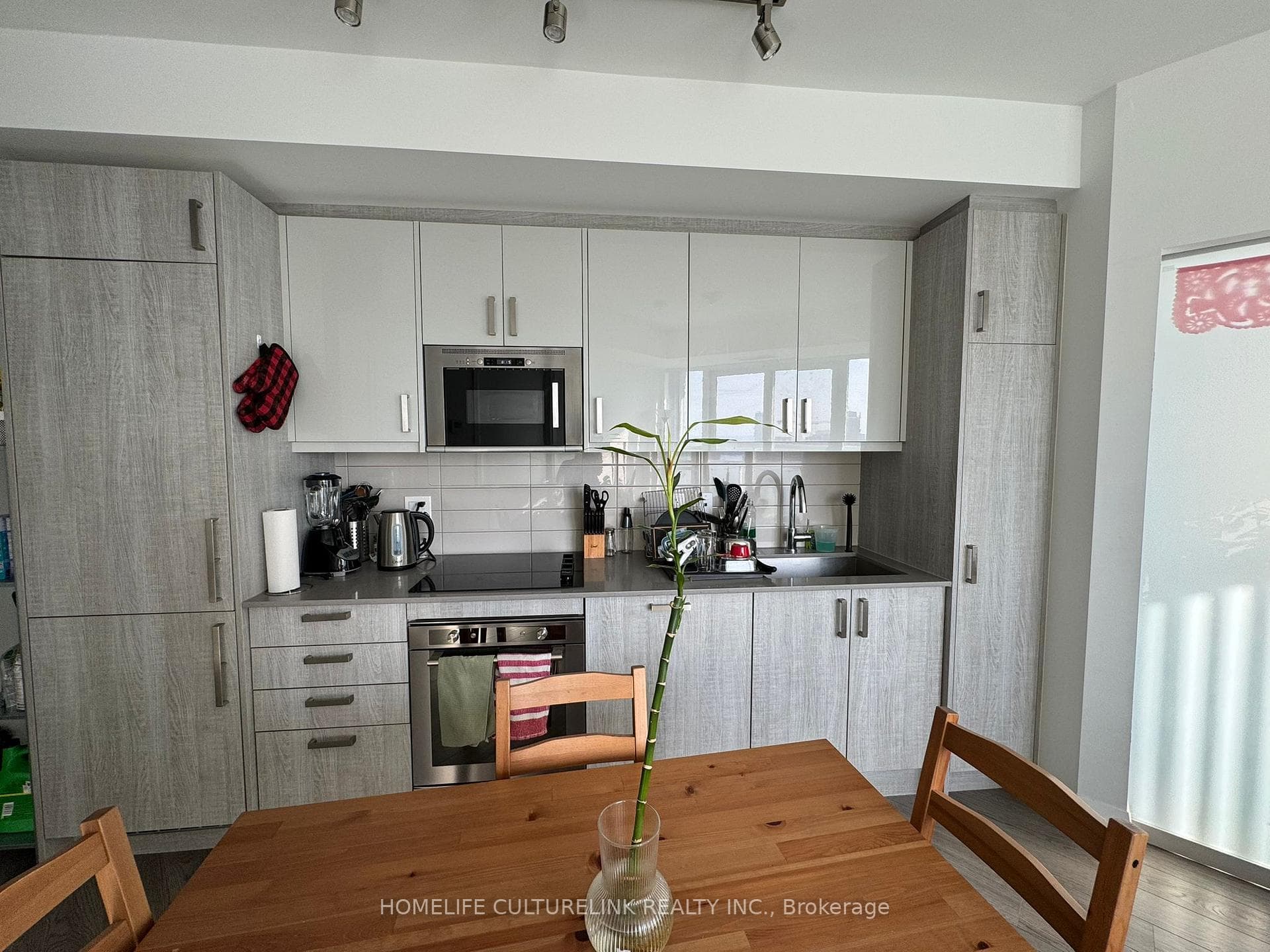 77 Mutual Street Unit 3002 photo 12