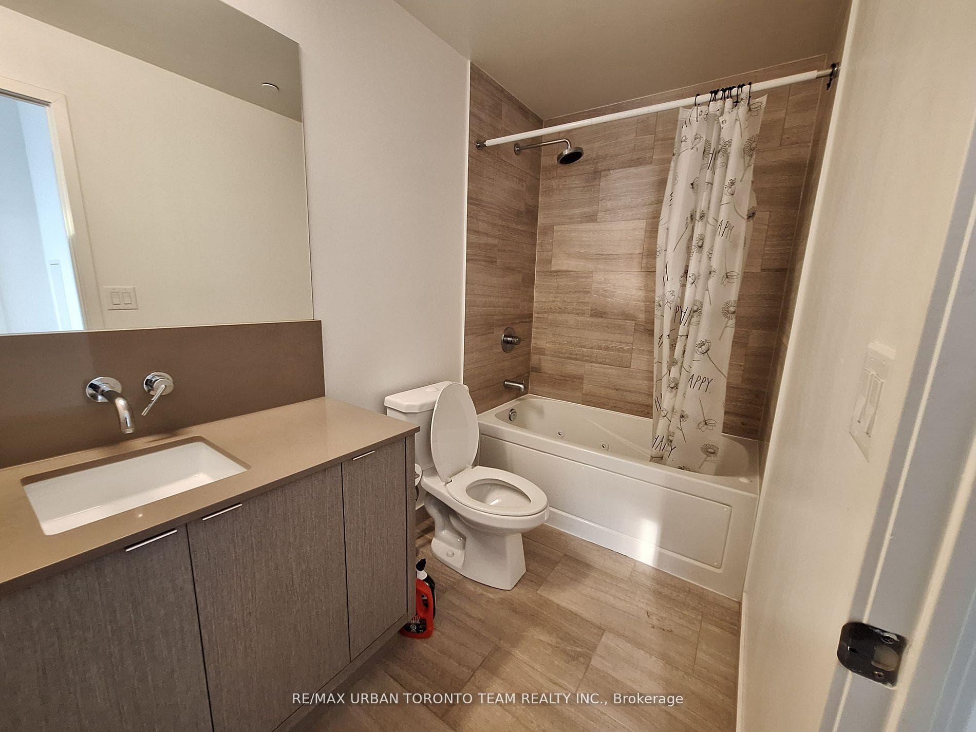 100 Harbour Street Unit 6710 photo 13