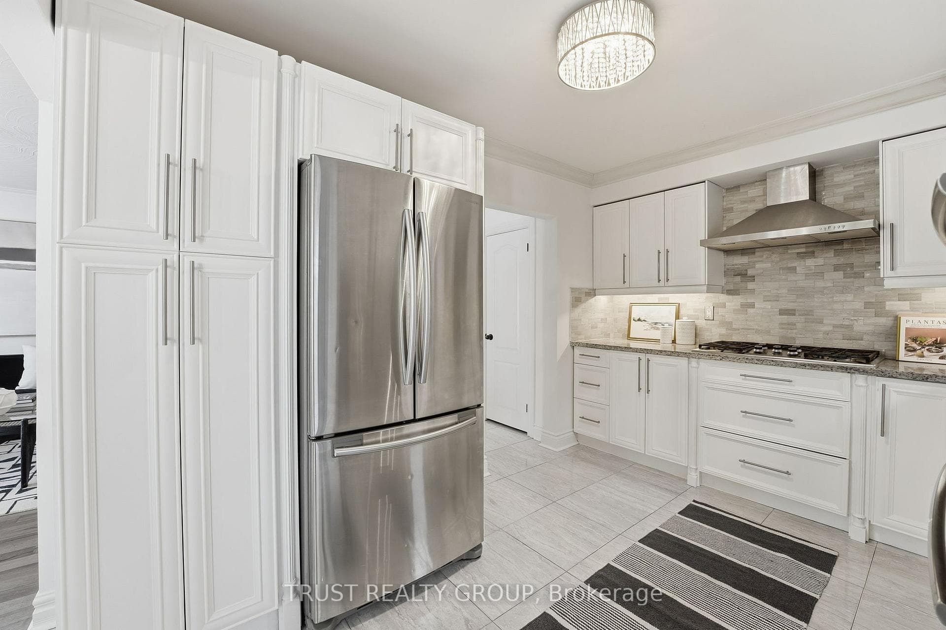 9 Del Ria Drive photo 20